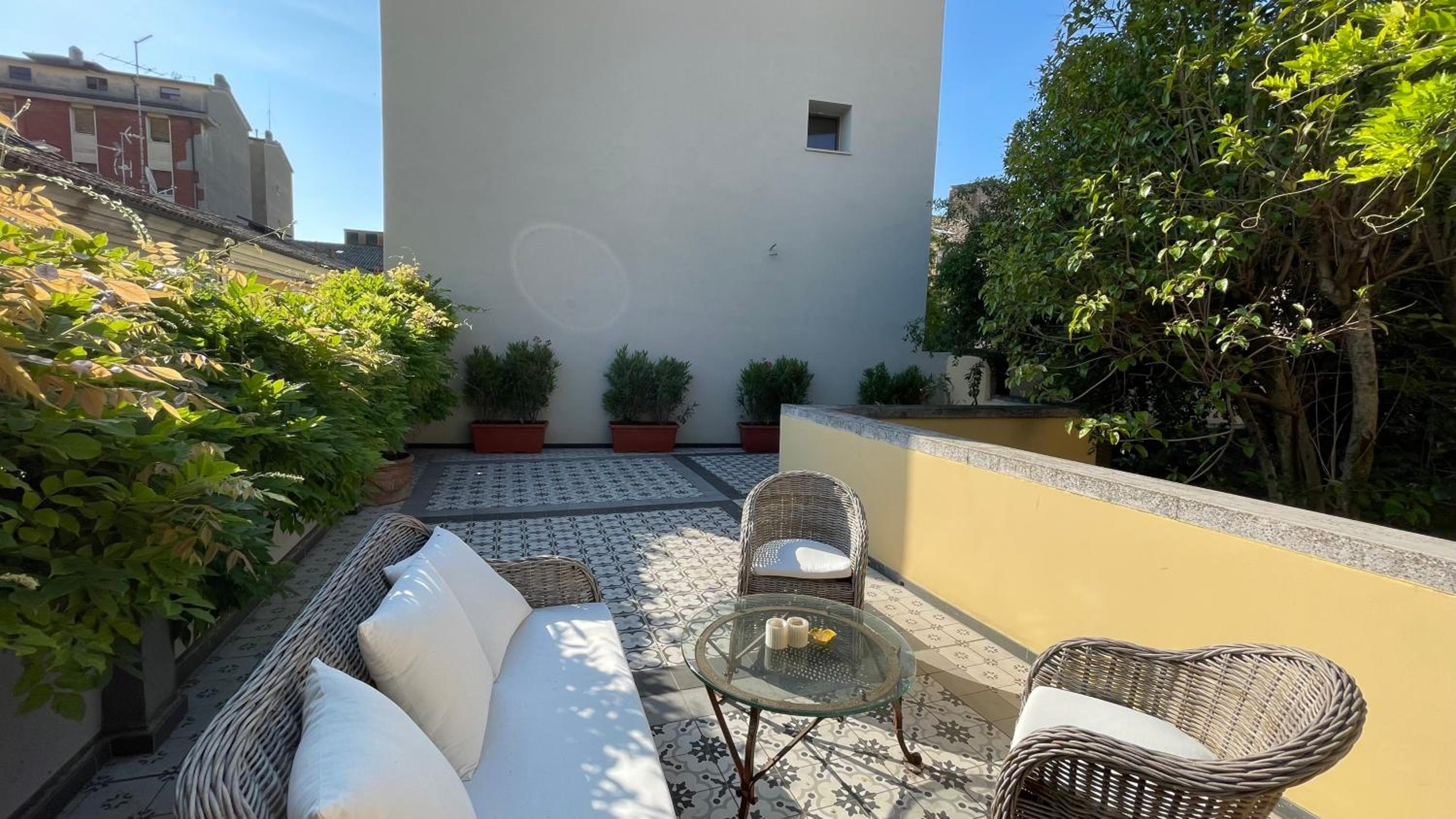 Suite with Terrace - Photo 3