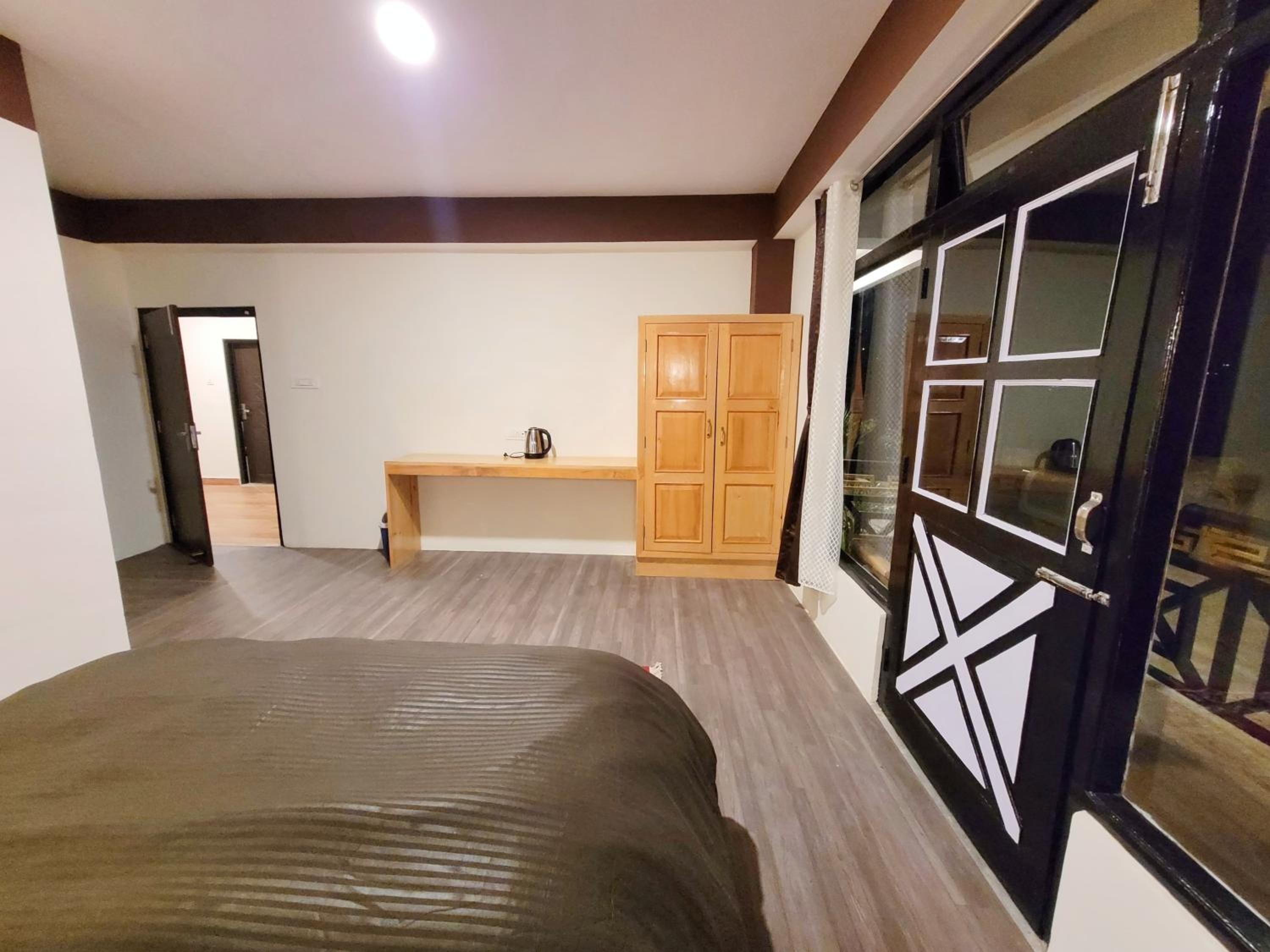 Deluxe Double Room photo 3