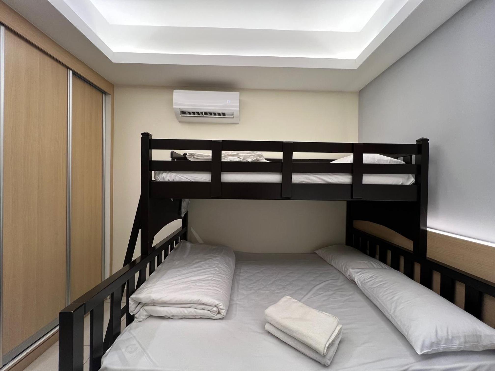 Two-Bedroom Family Suite - Photo 9