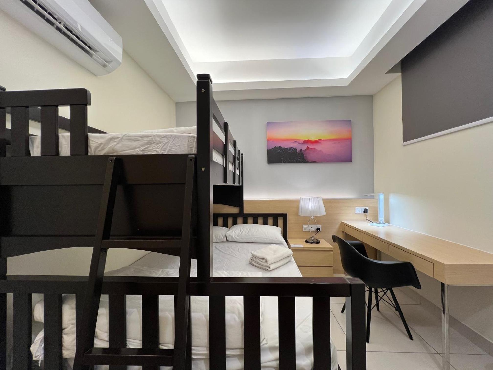 Two-Bedroom Family Suite - Photo 8
