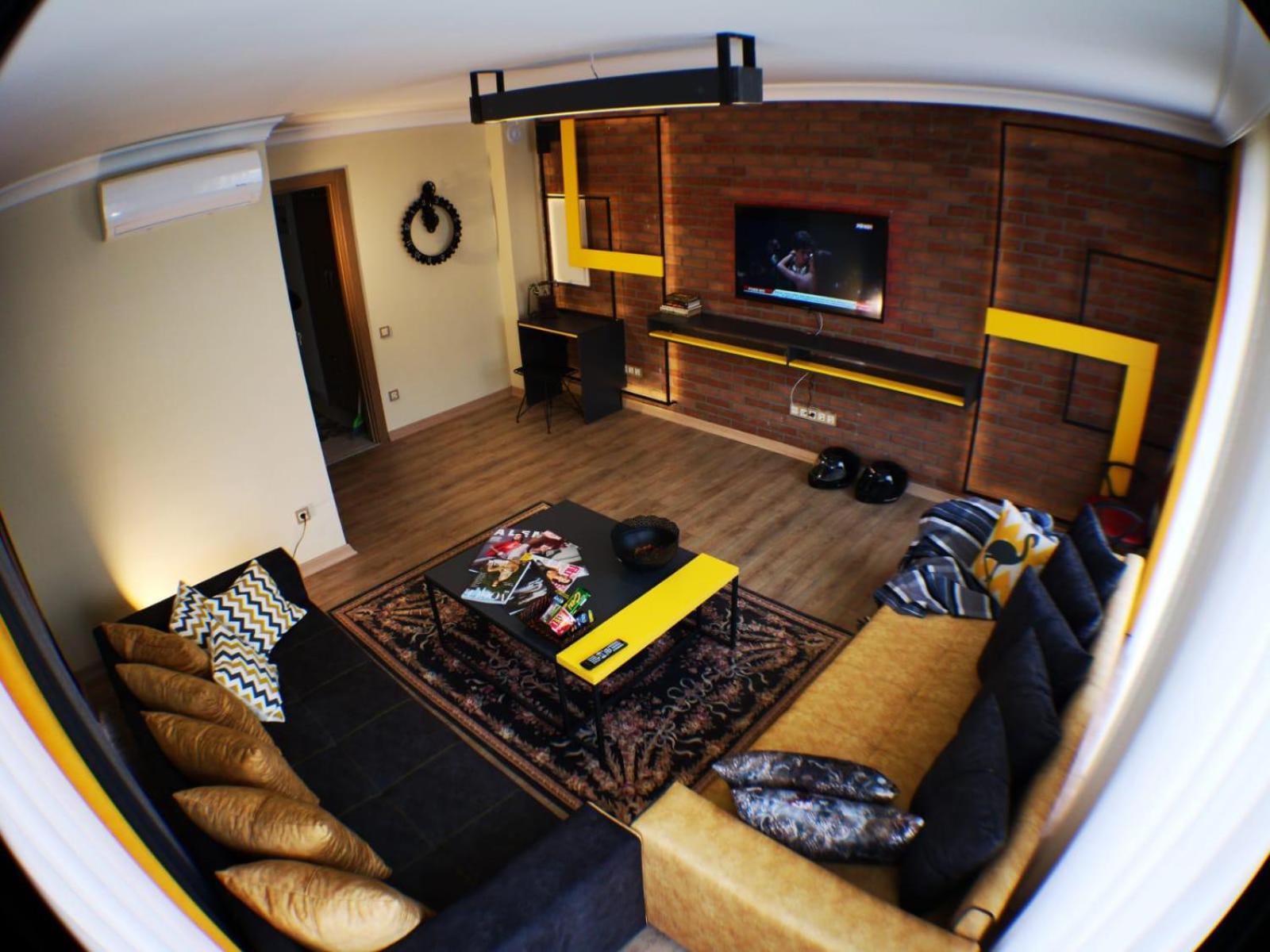 Executive Suite - Photo 4