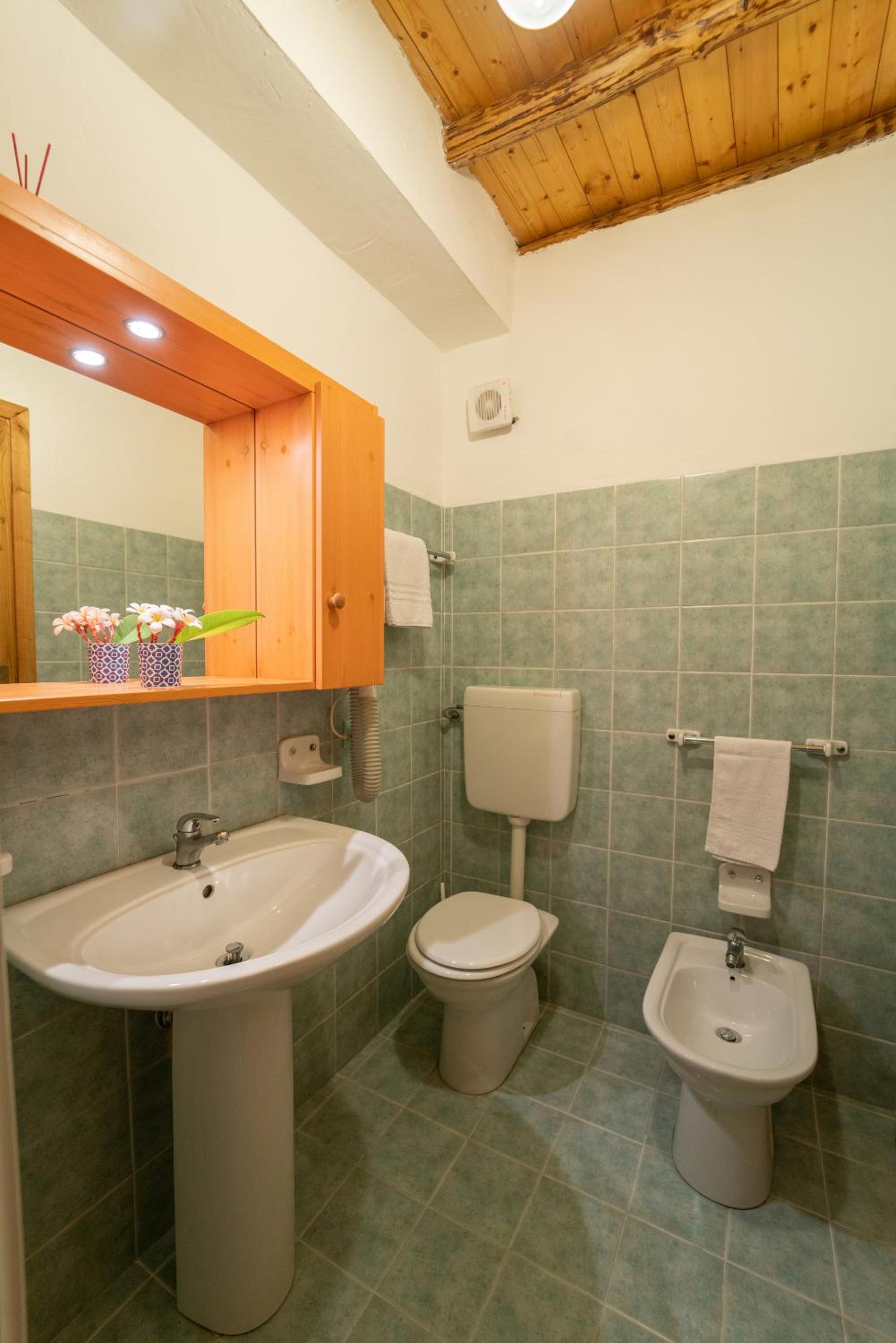 Classic Apartment - Photo 6