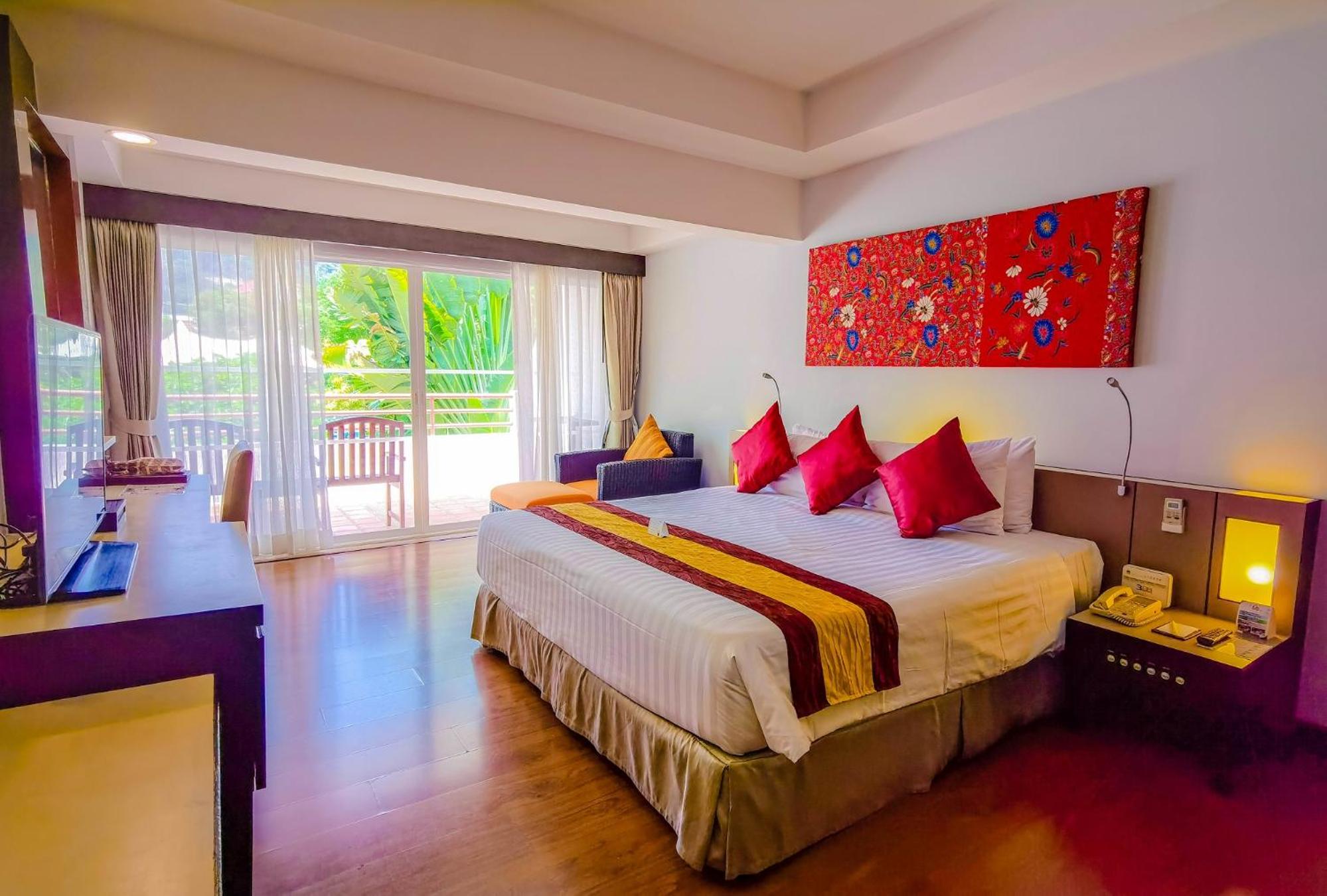 Premium Deluxe Double or Twin Room