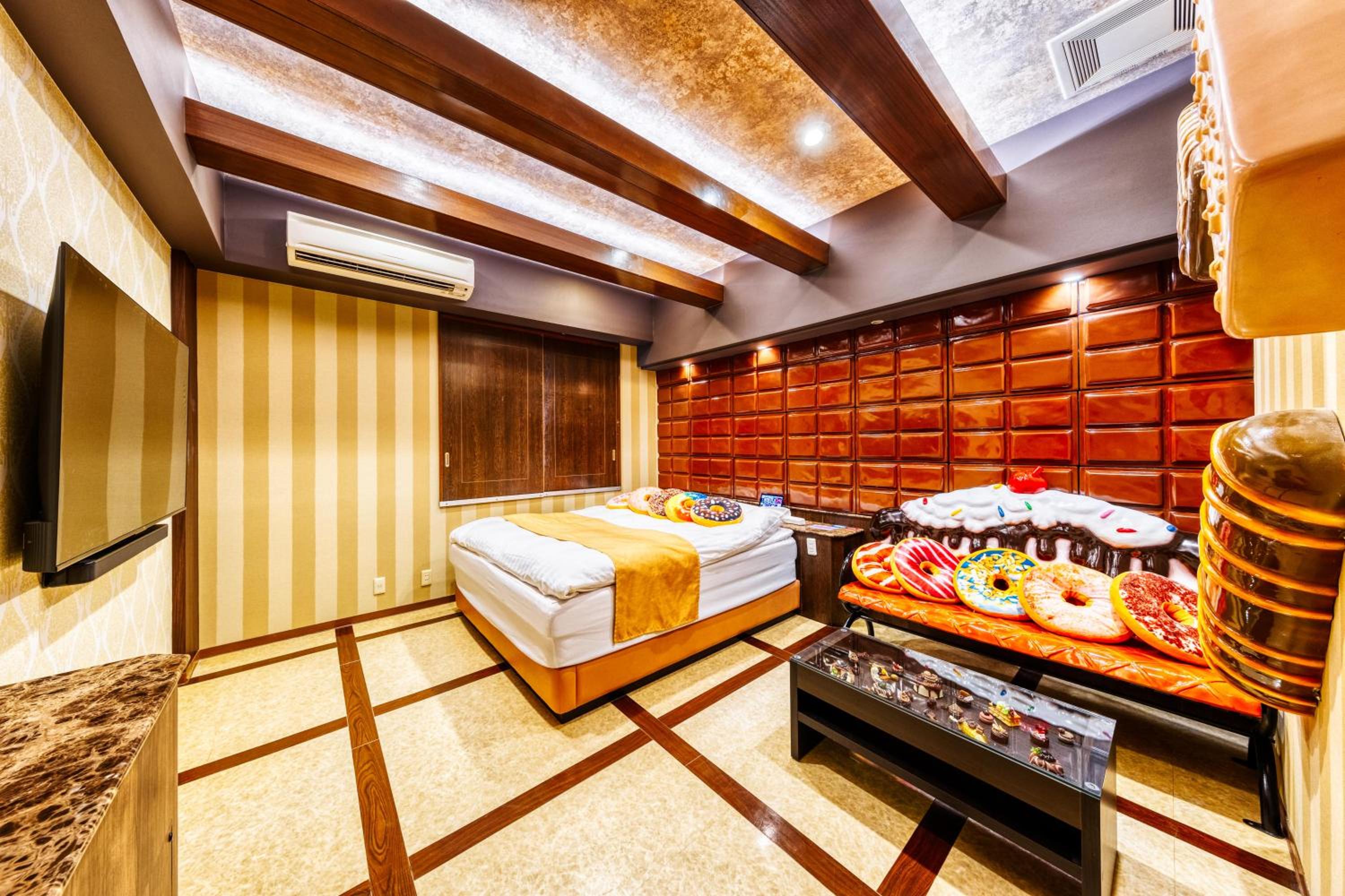 Deluxe Double Room - Photo 7