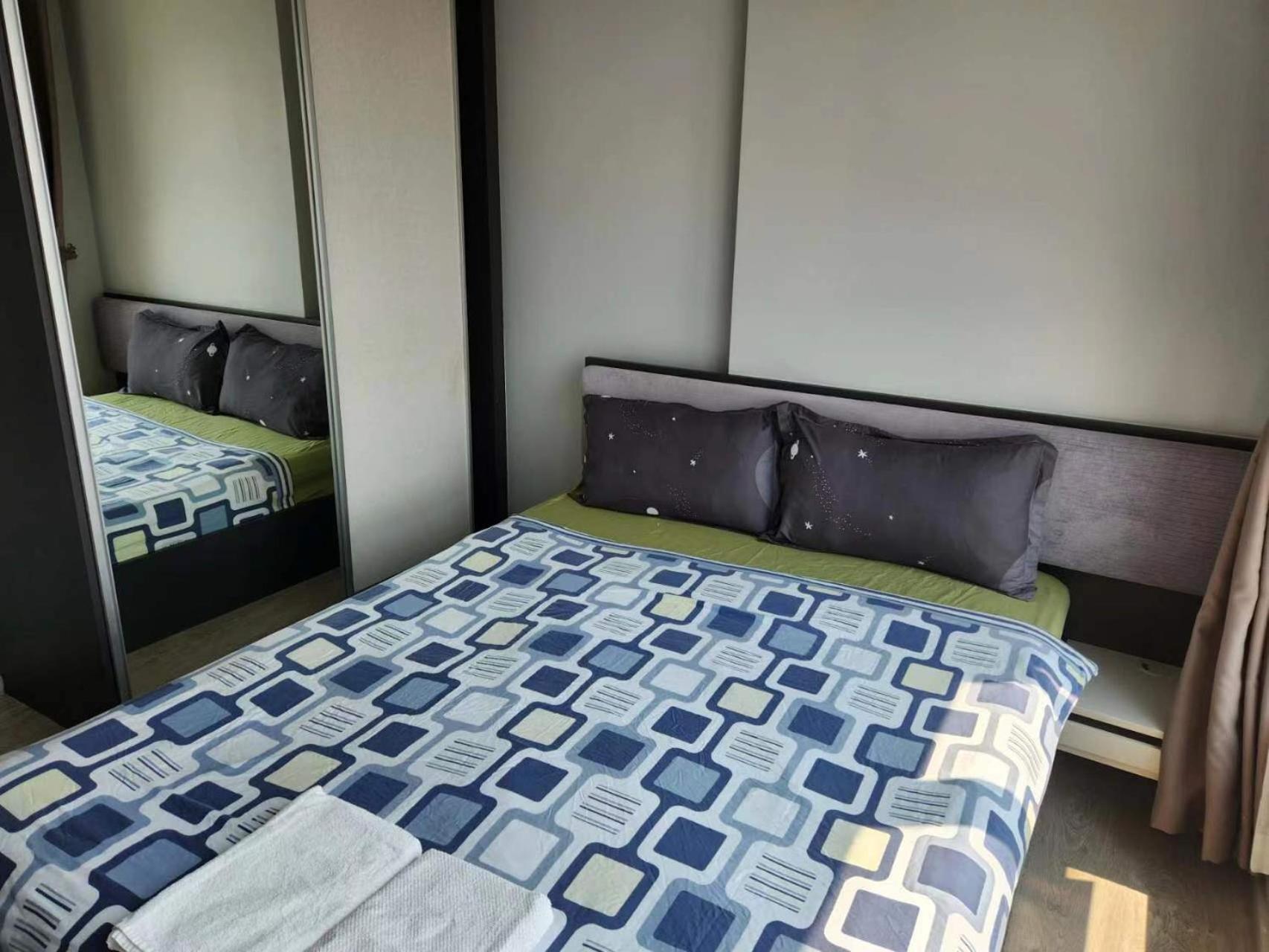 One-Bedroom Apartment - Photo 107
