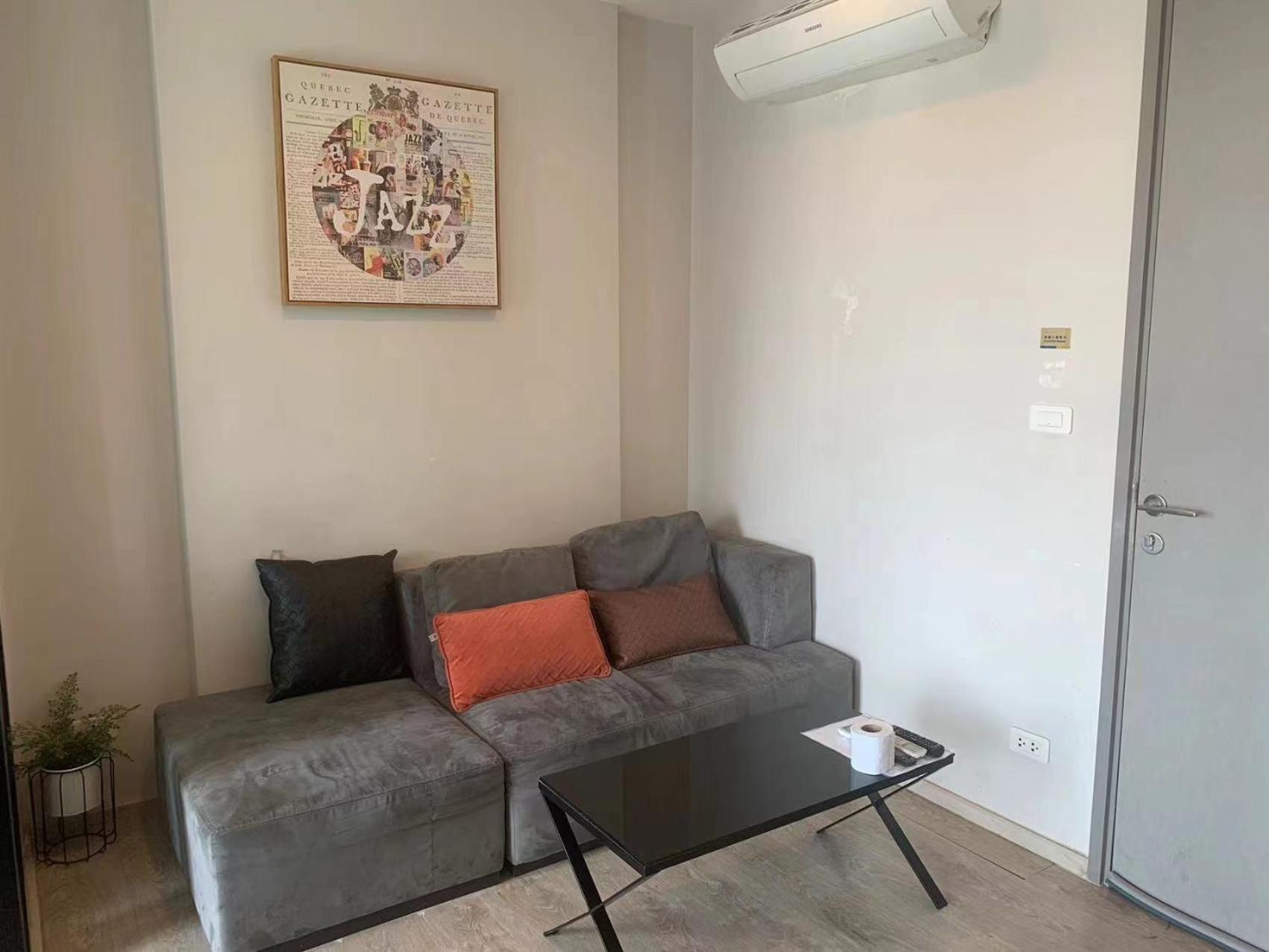 One-Bedroom Apartment - Photo 96