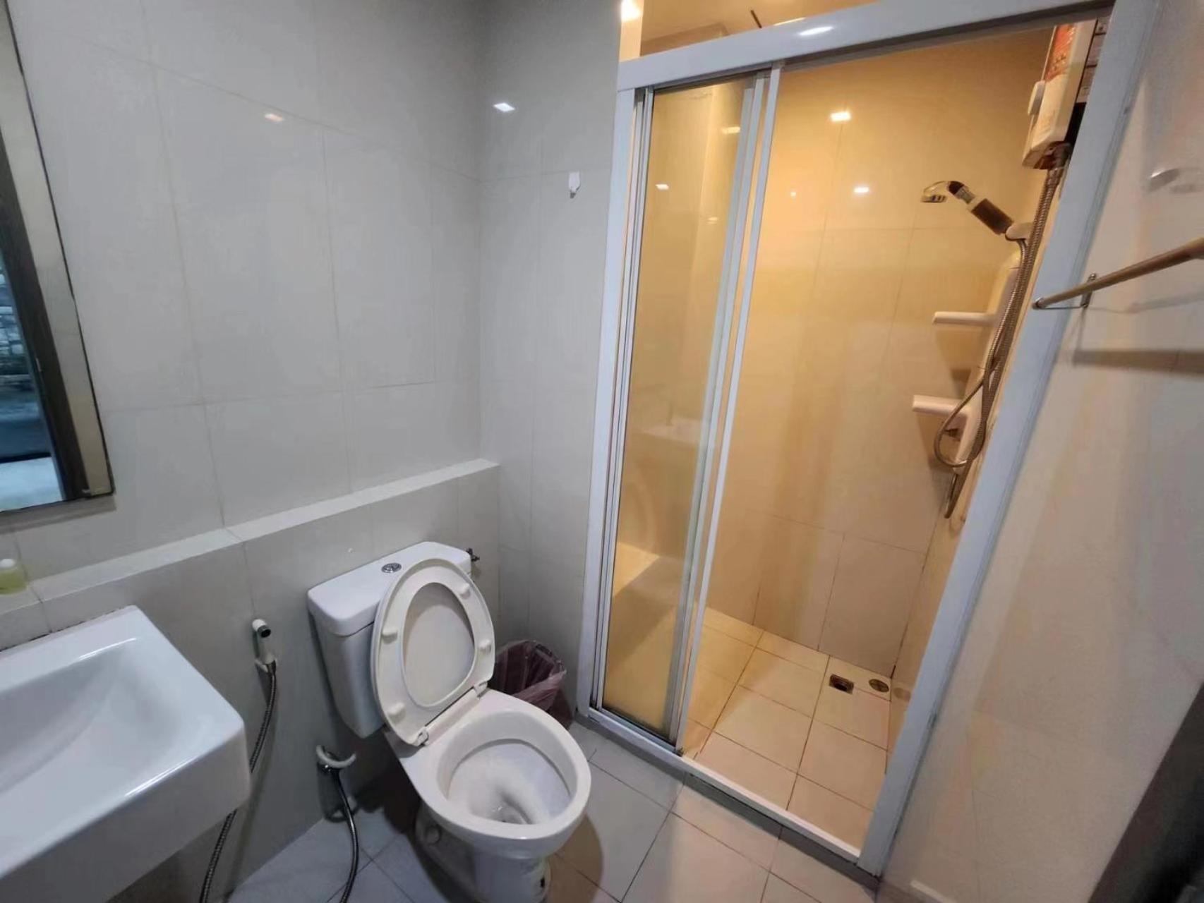 One-Bedroom Apartment - Photo 49