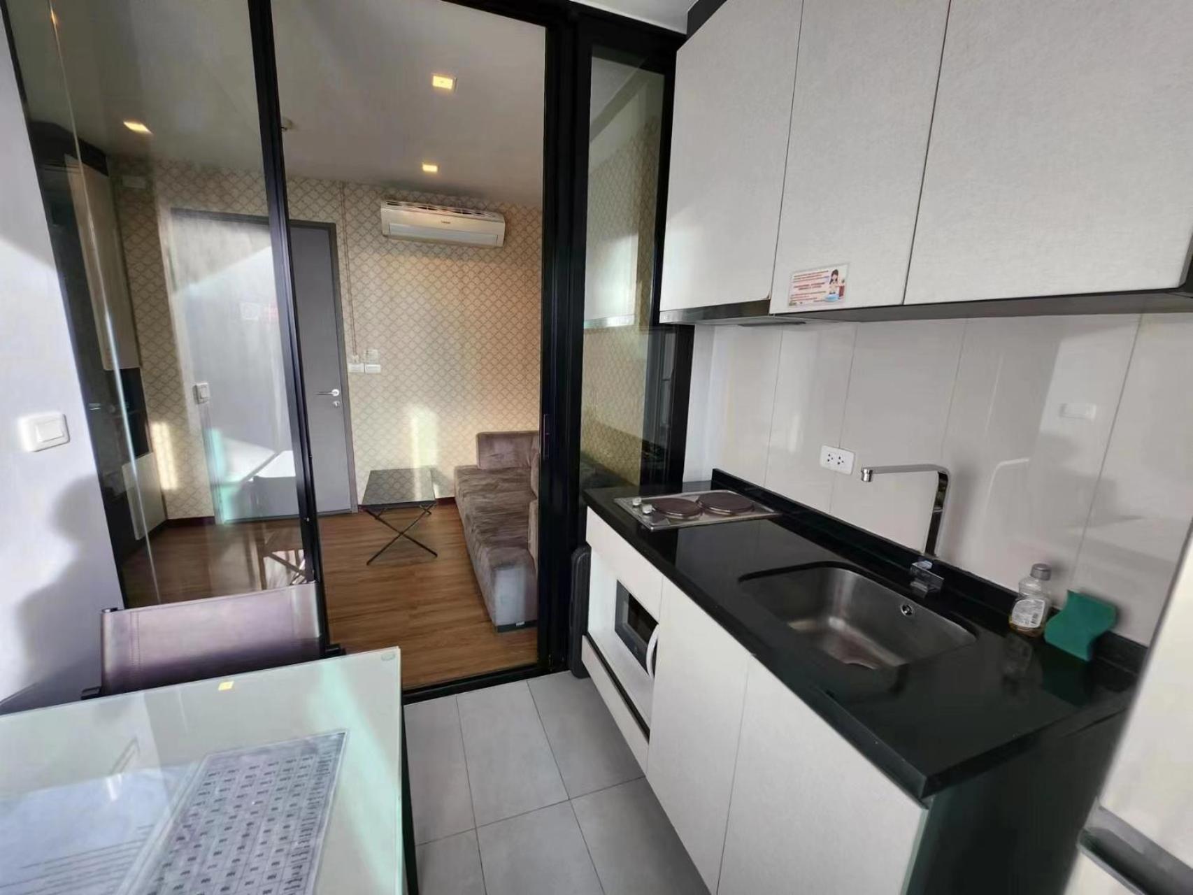 One-Bedroom Apartment - Photo 37