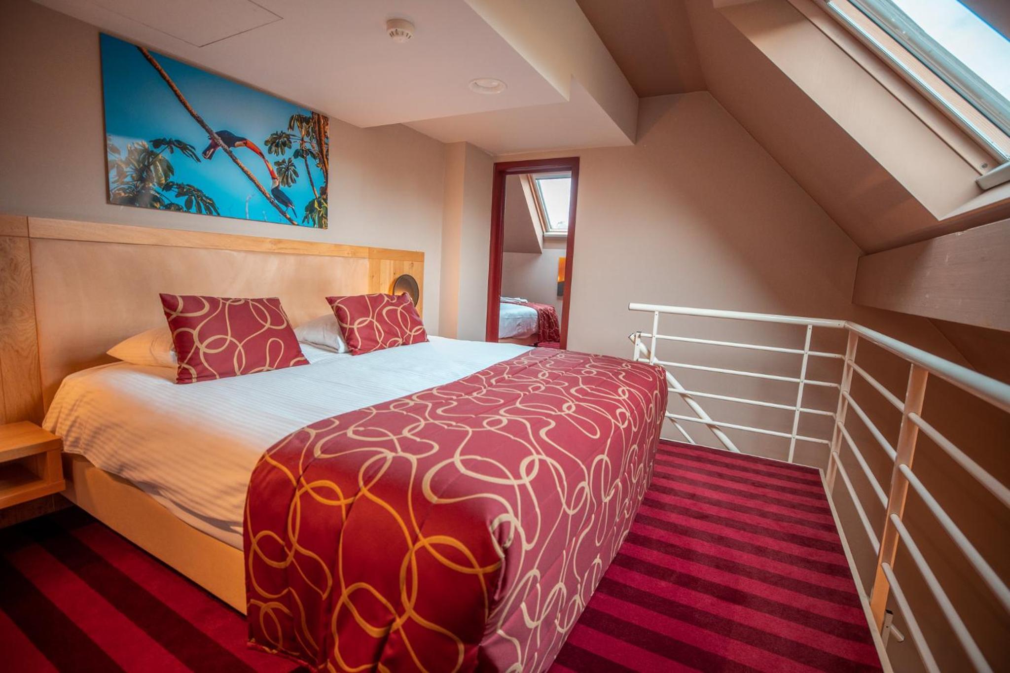 Duplex Room