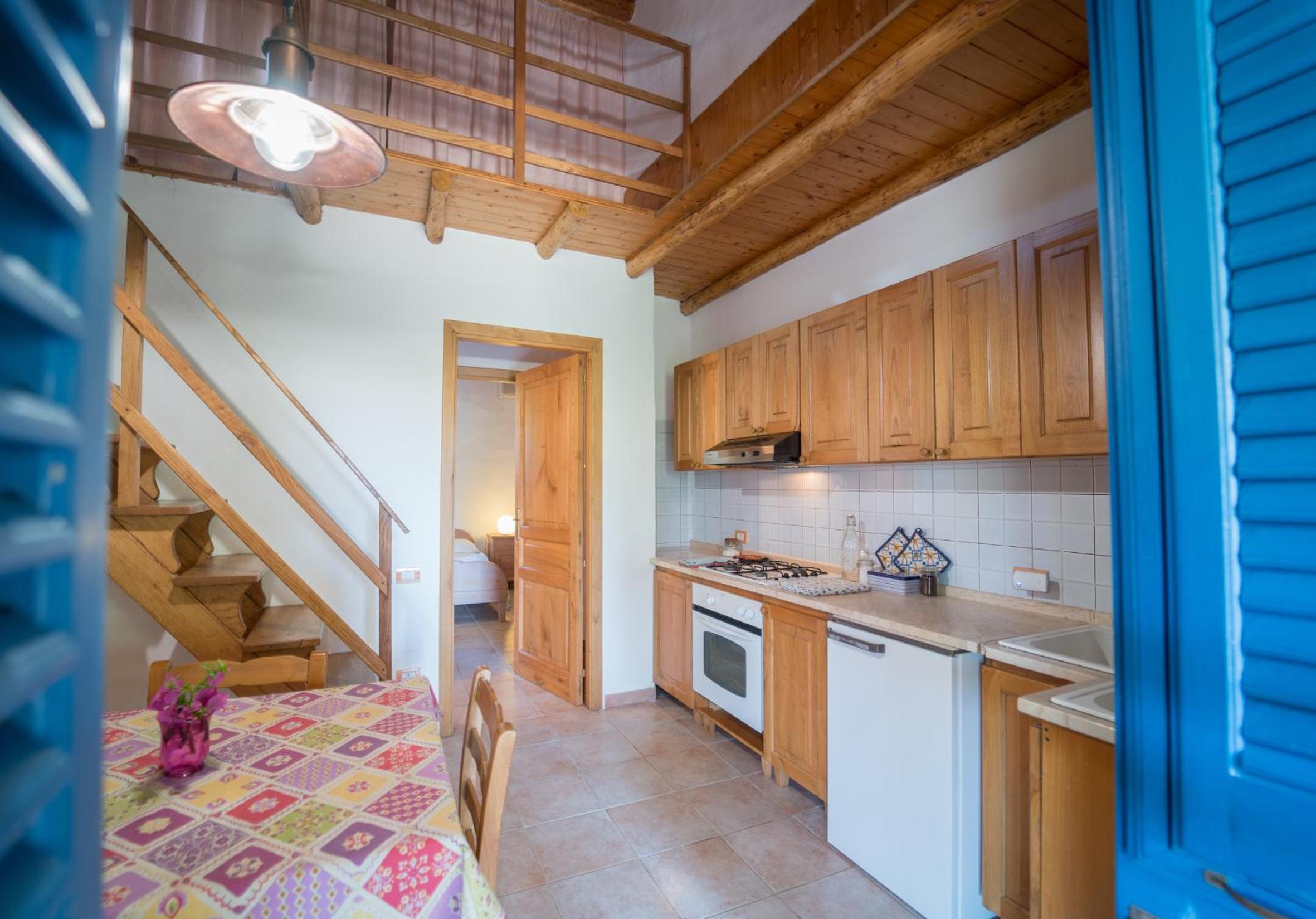 Three-Bedroom Standard Apartment - Photo 10
