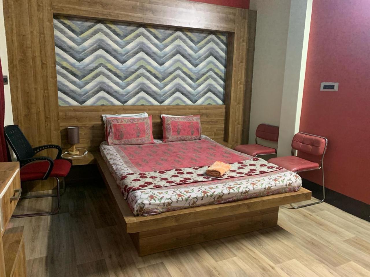 Double Room With Private Bathroom photo 3