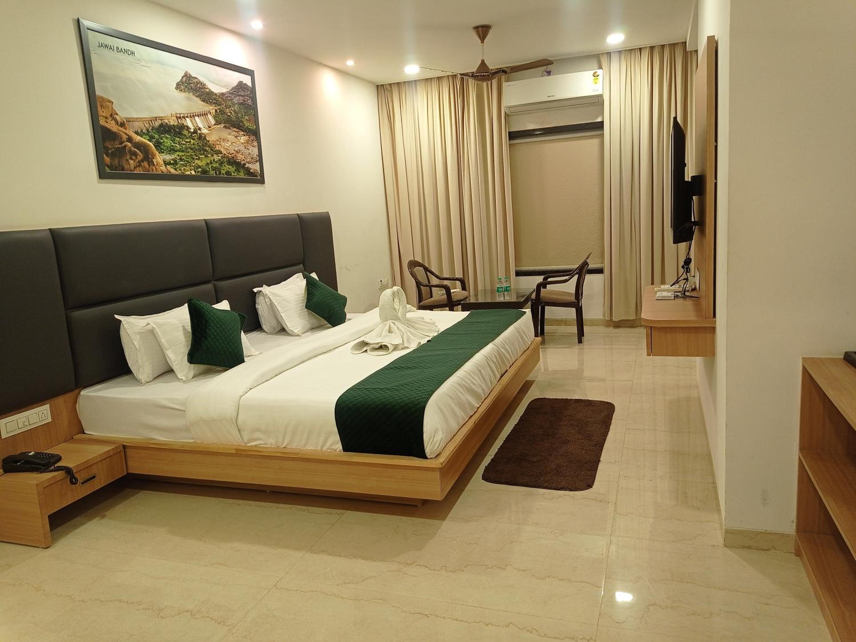 Luxury Triple Room photo 2