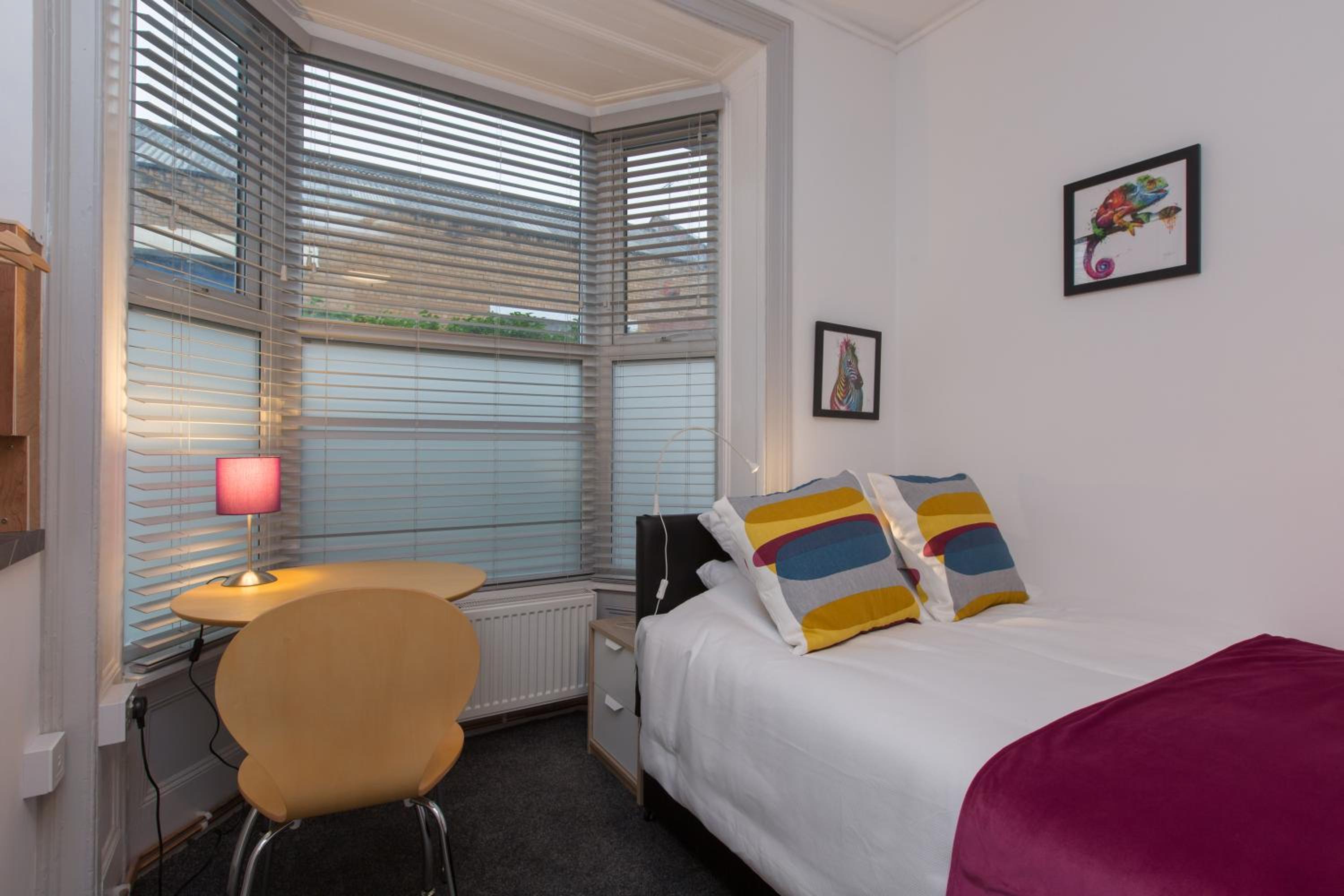 Double Room with Private Bathroom photo 1