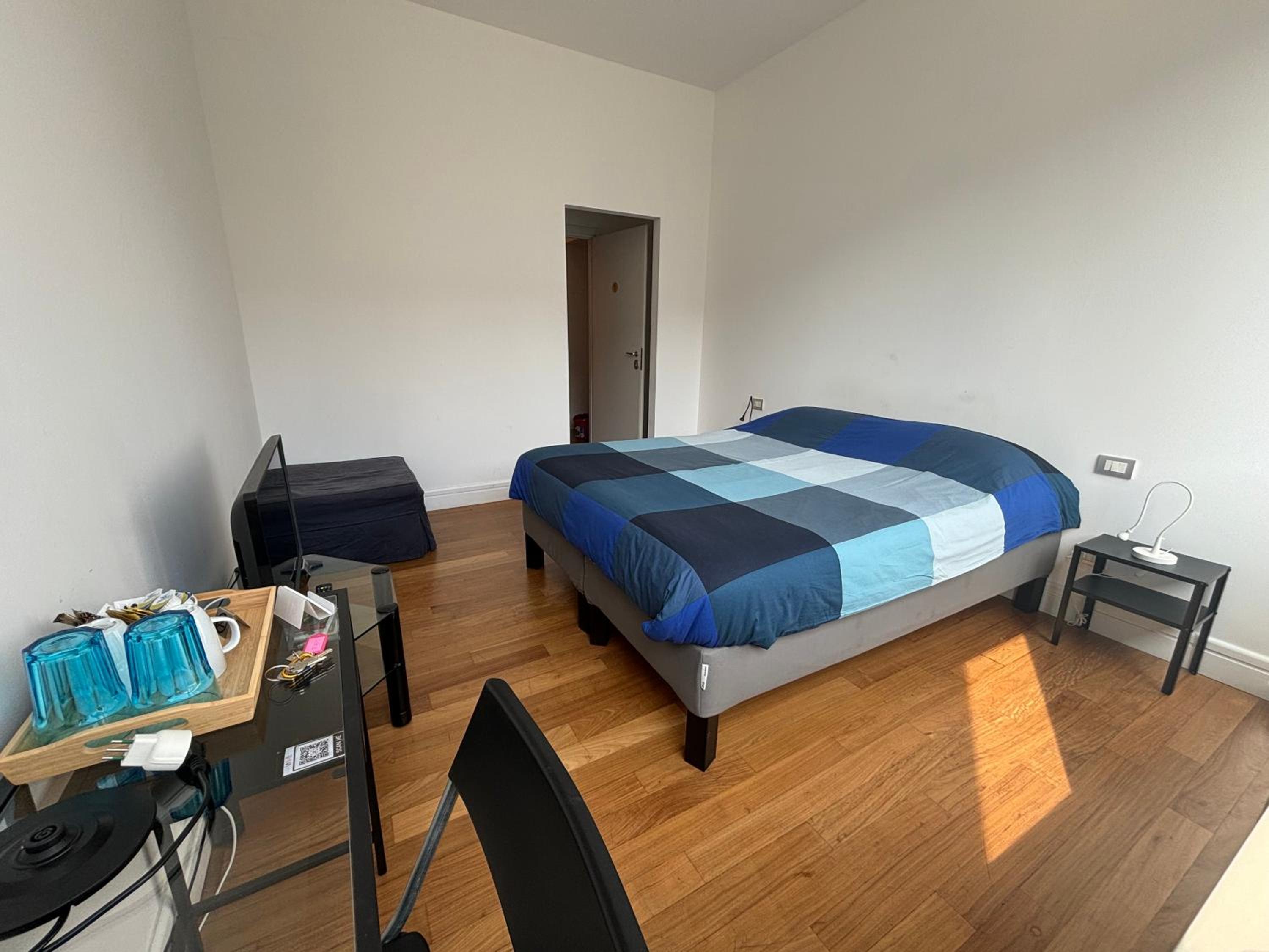 Double Room with Private External Bathroom