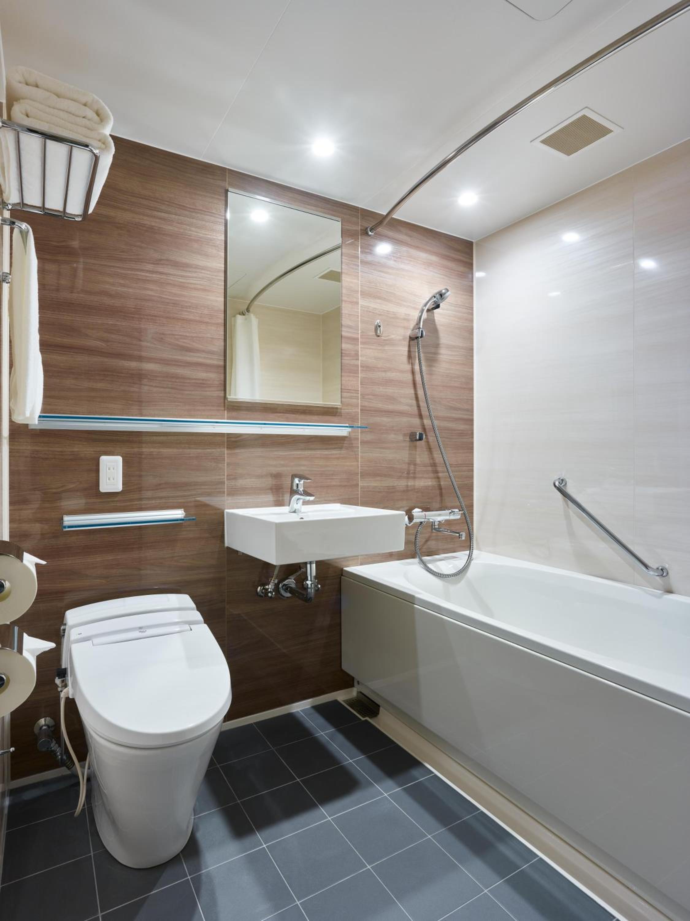 Standard Twin Room - Photo 3