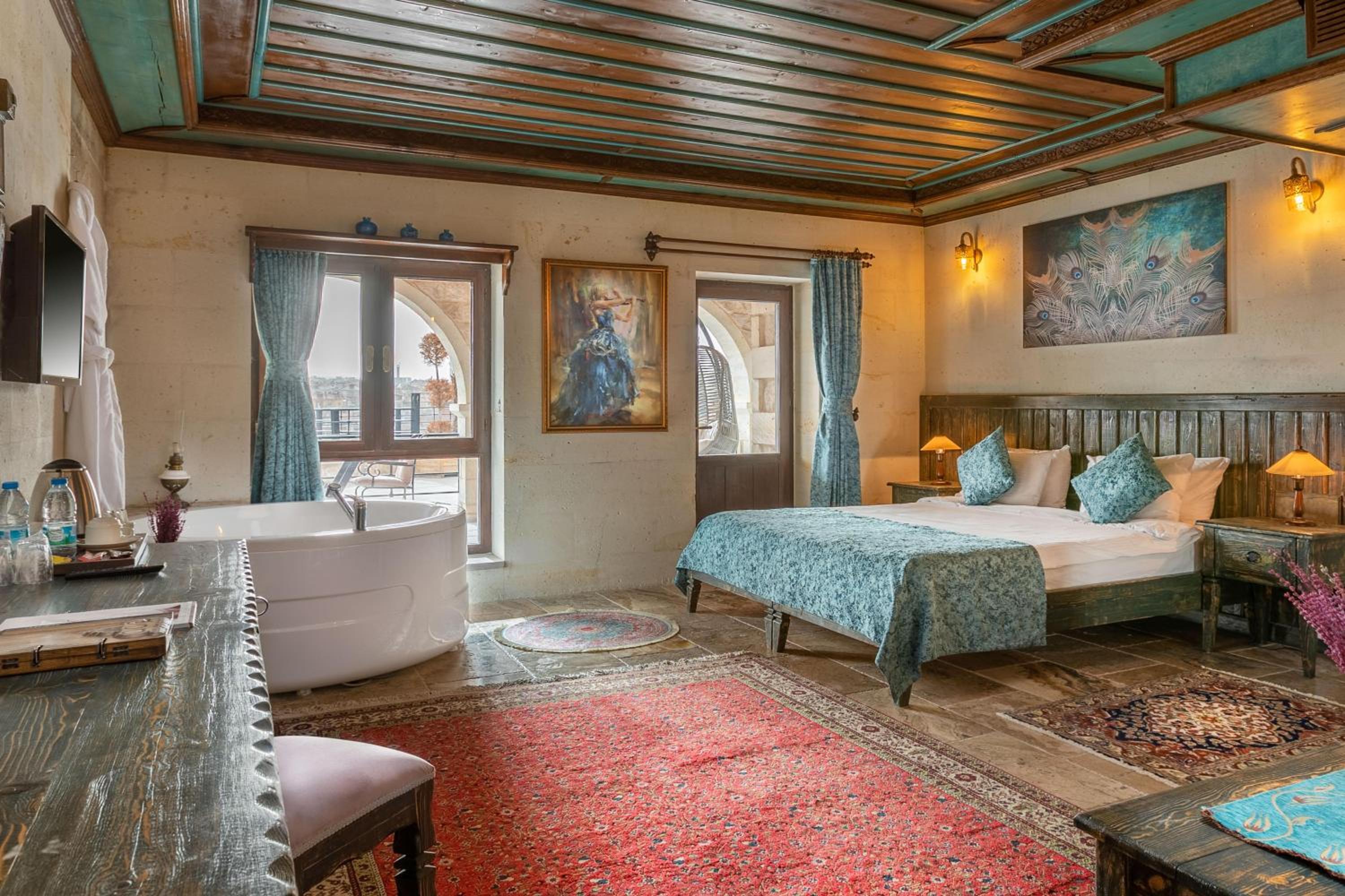 Deluxe Stone Suite - Photo 1