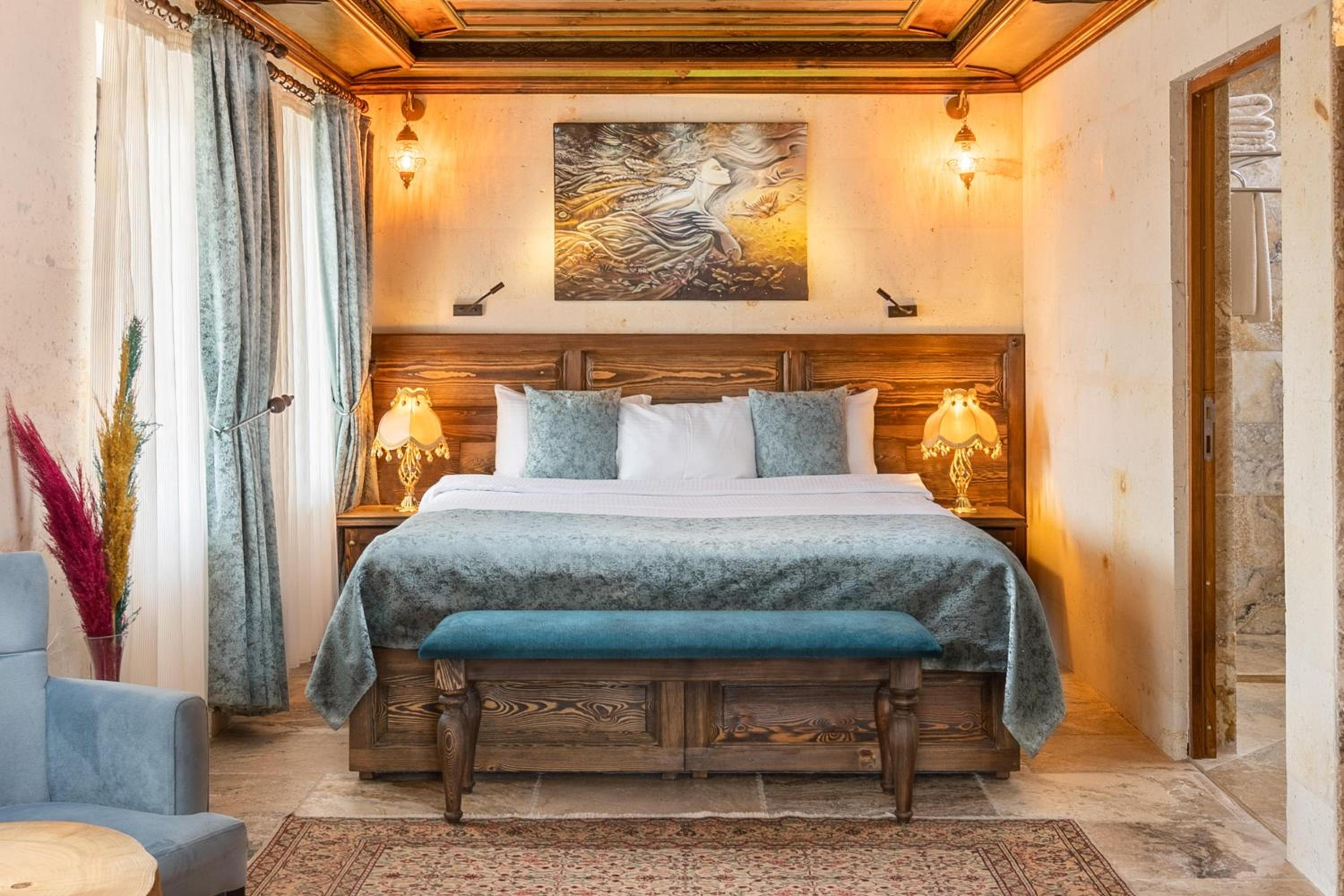 Deluxe Stone Suite - Photo 2
