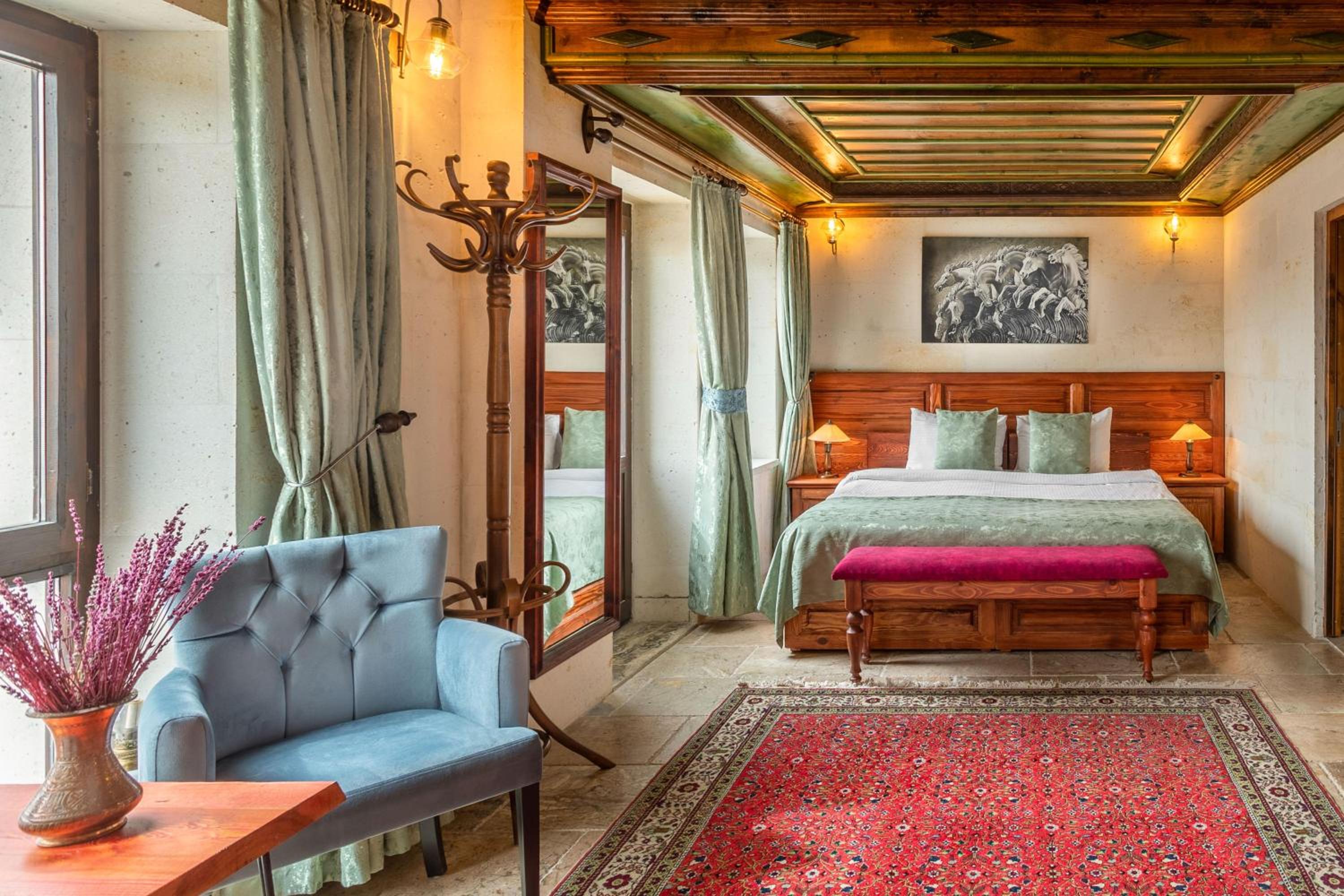 Deluxe Stone Suite - Photo 6