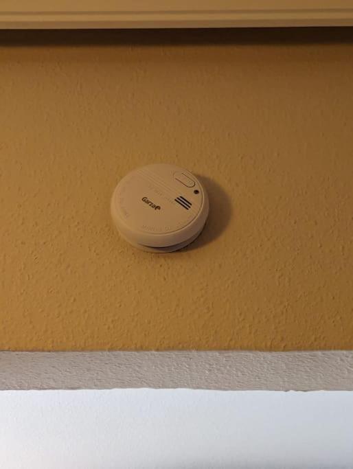 Apartment with Balcony photo 2