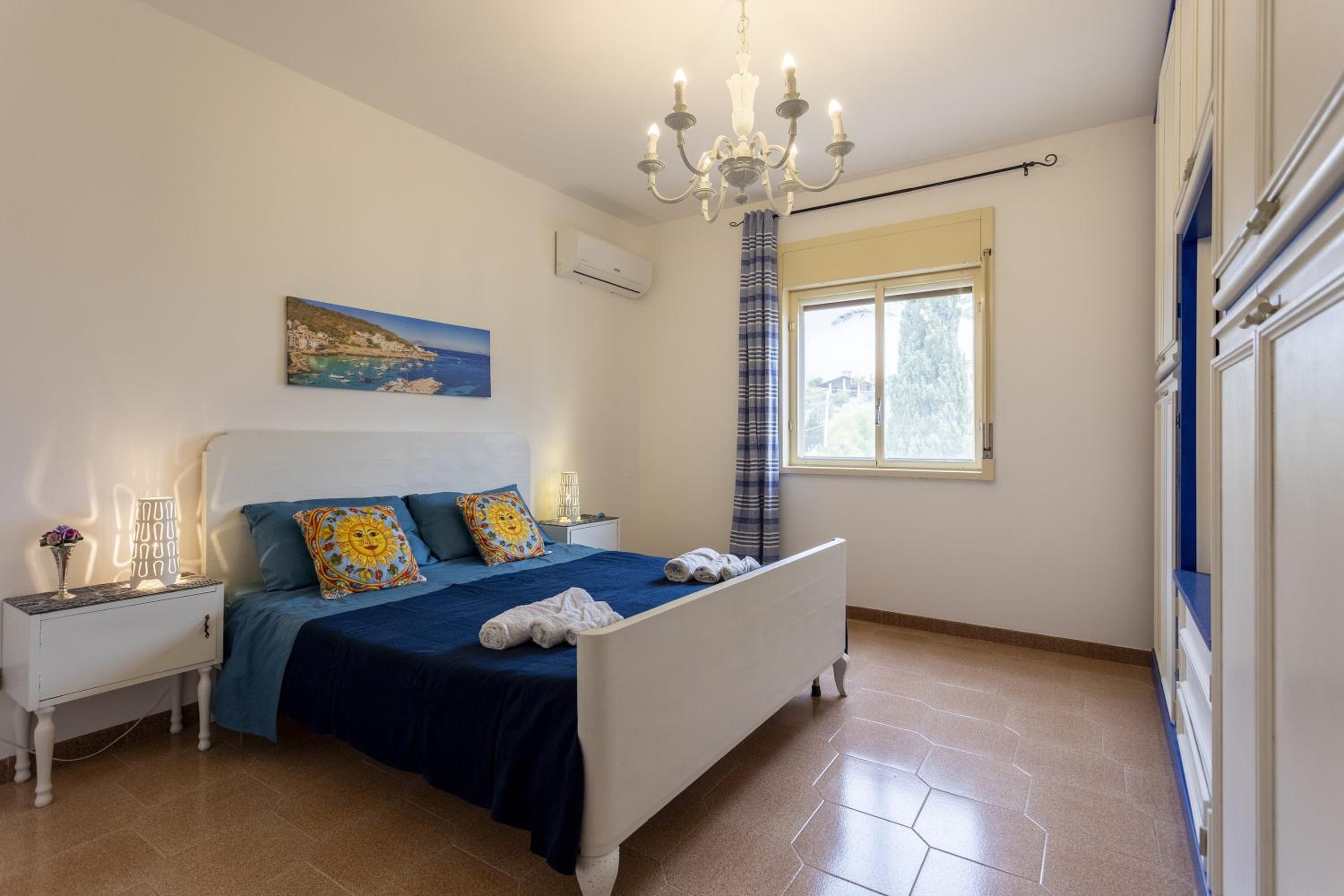 Two-Bedroom Deluxe Apartment with Ocean View