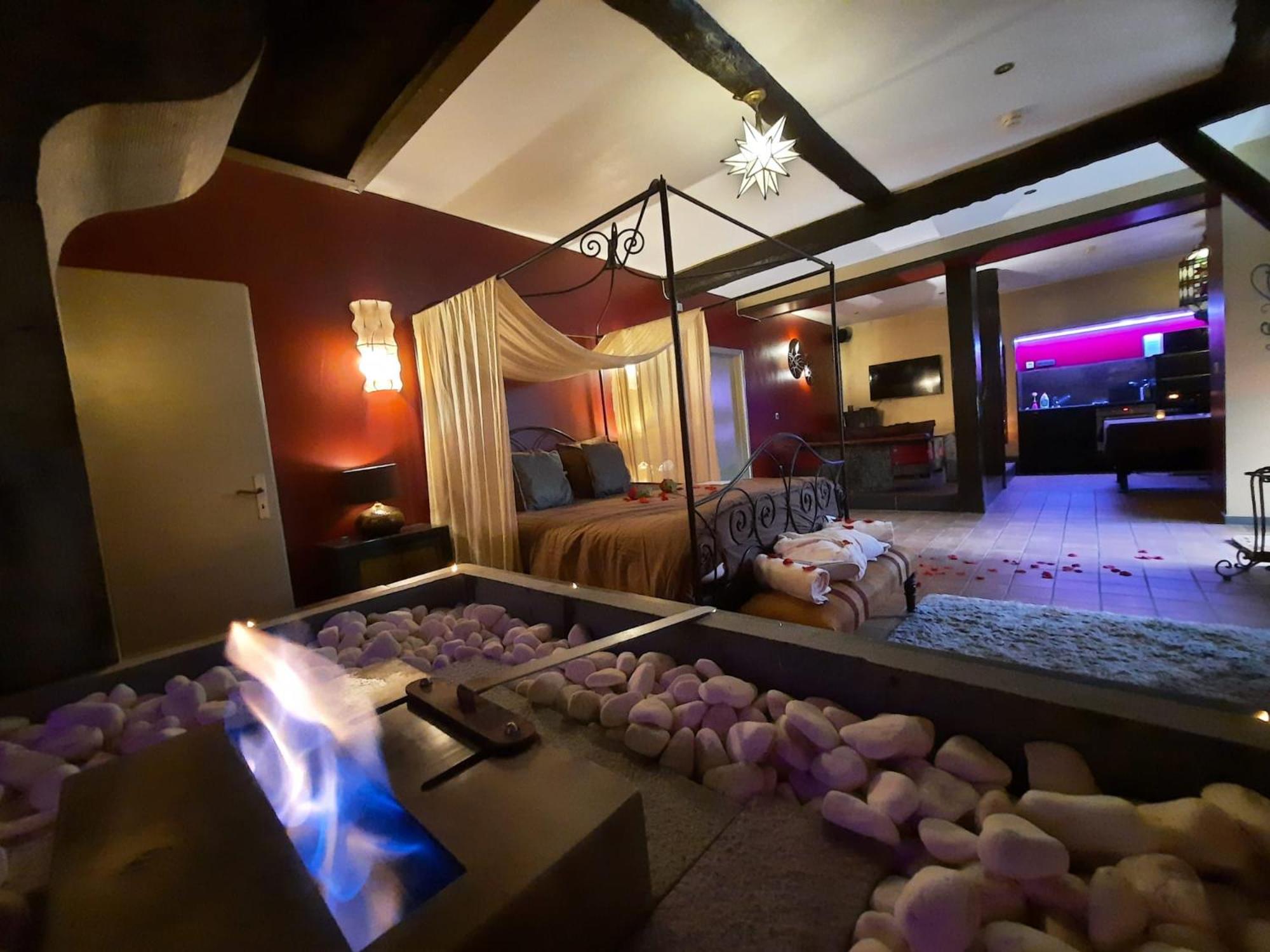 Suite with Private Pool photo 1