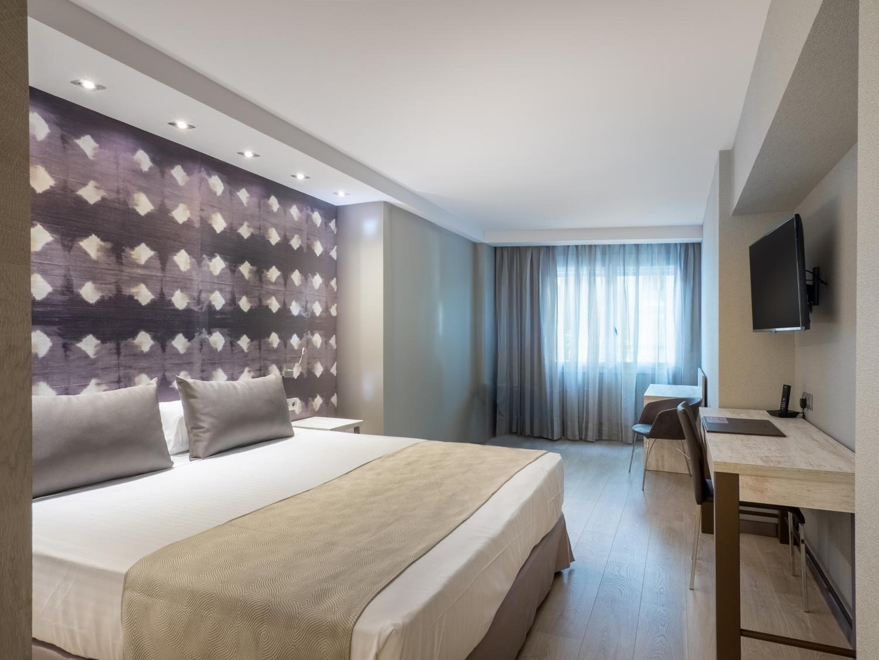 Premium Family Room