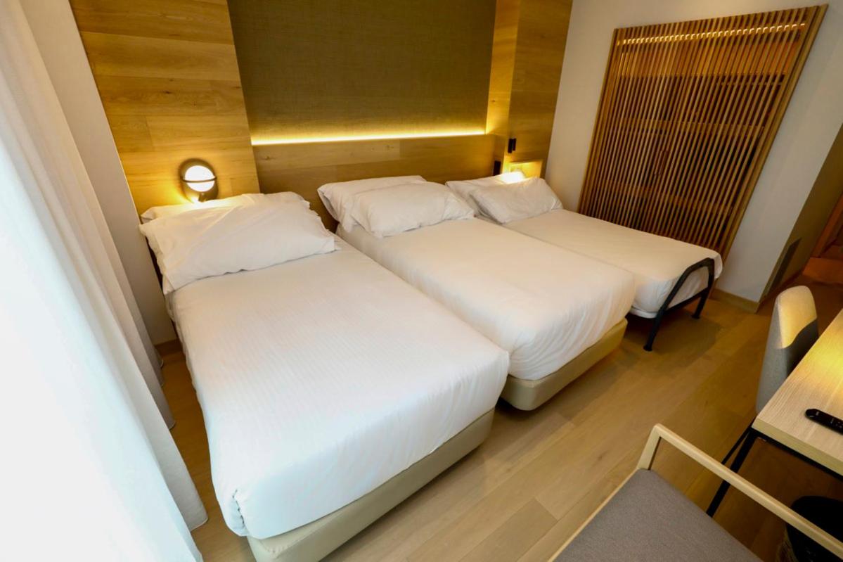 Habitación Doble con Cama Supletoria