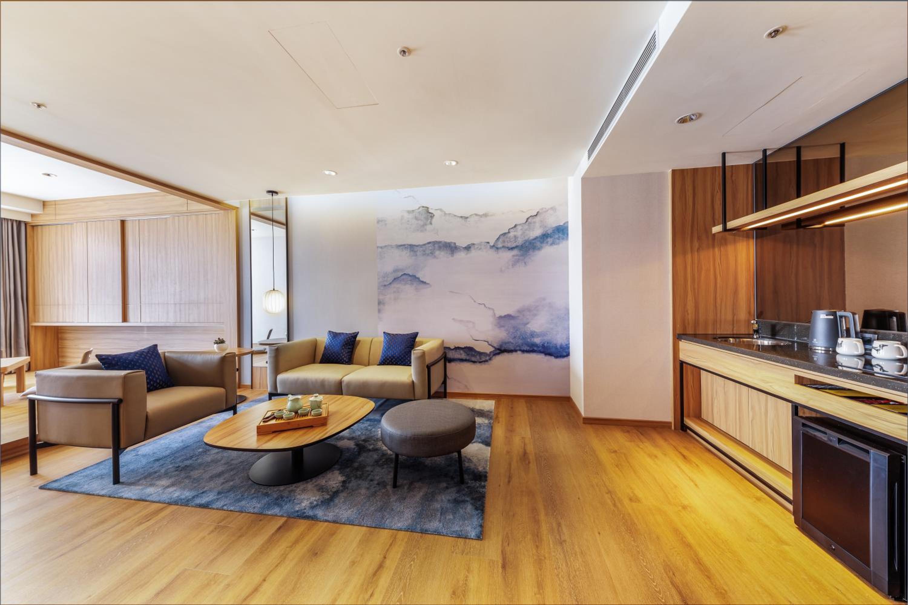Japanese Suite - Photo 1