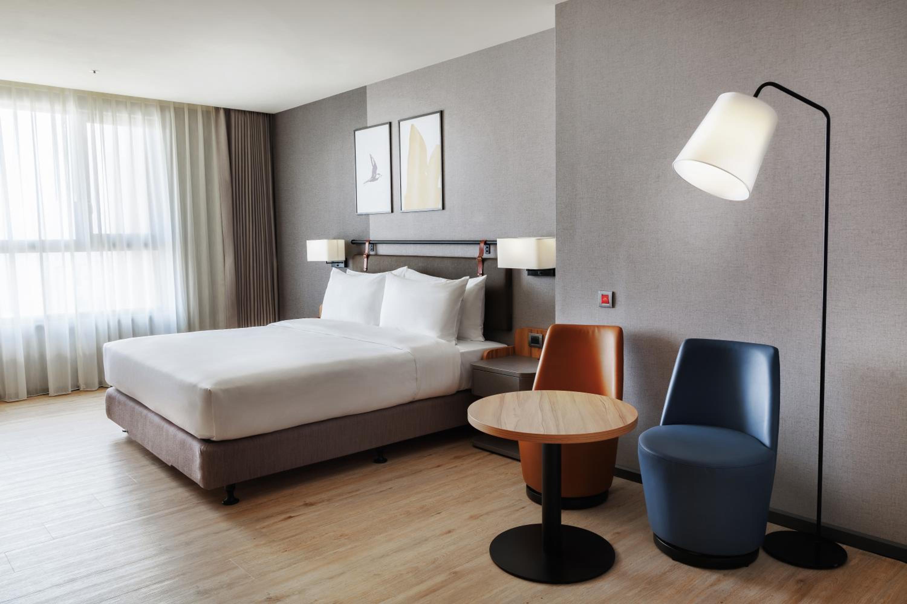 Premium King Room - Disability Access - Photo 1