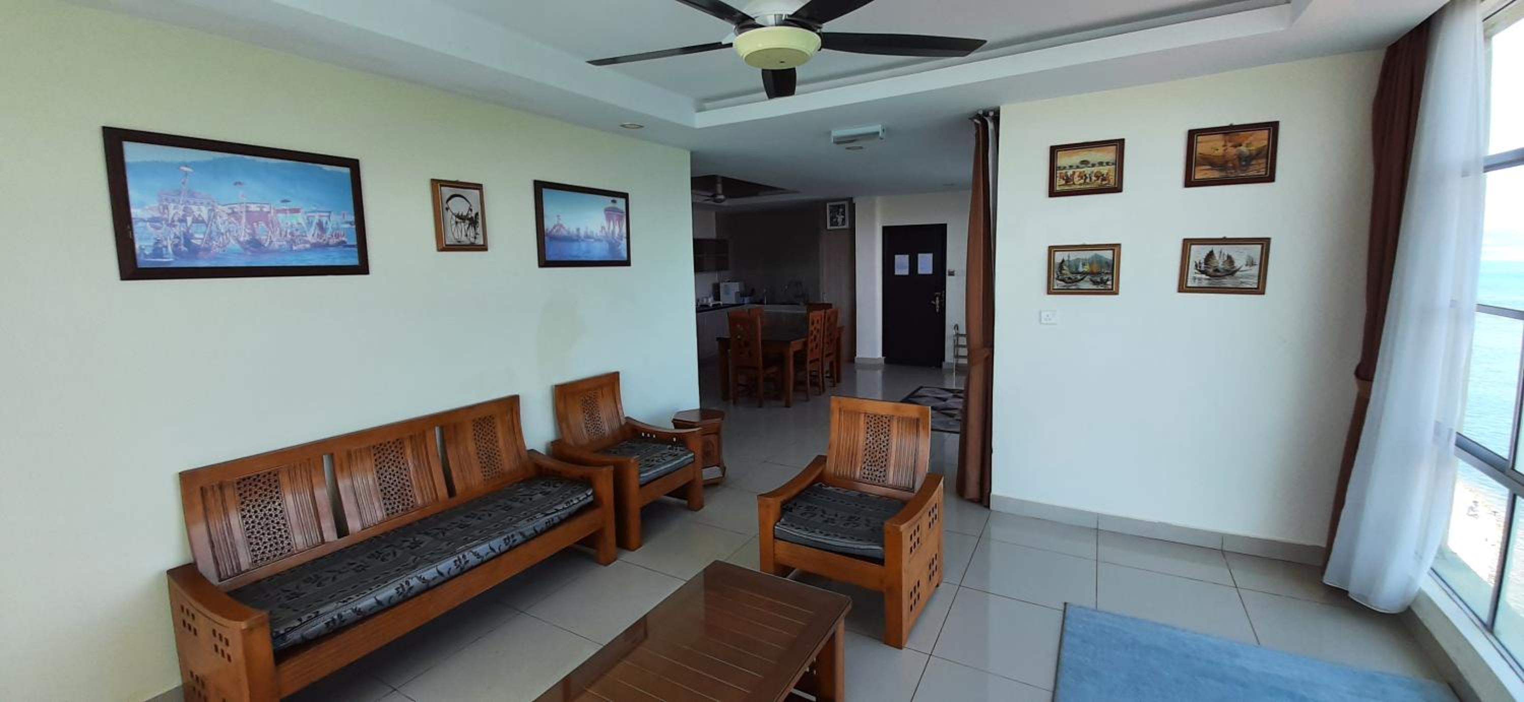 Three-Bedroom Apartment - Photo 27