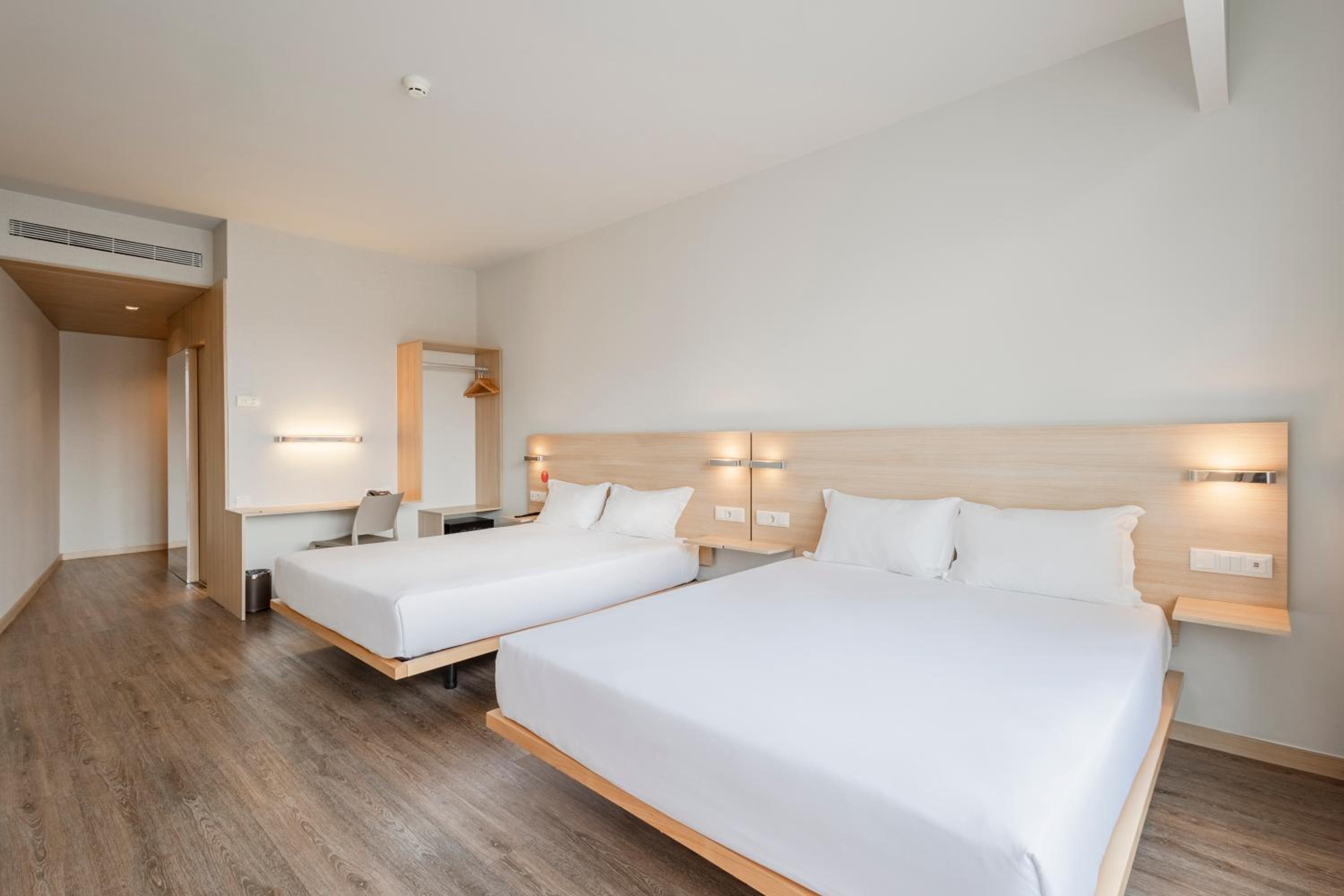 Superior Room - Photo 5