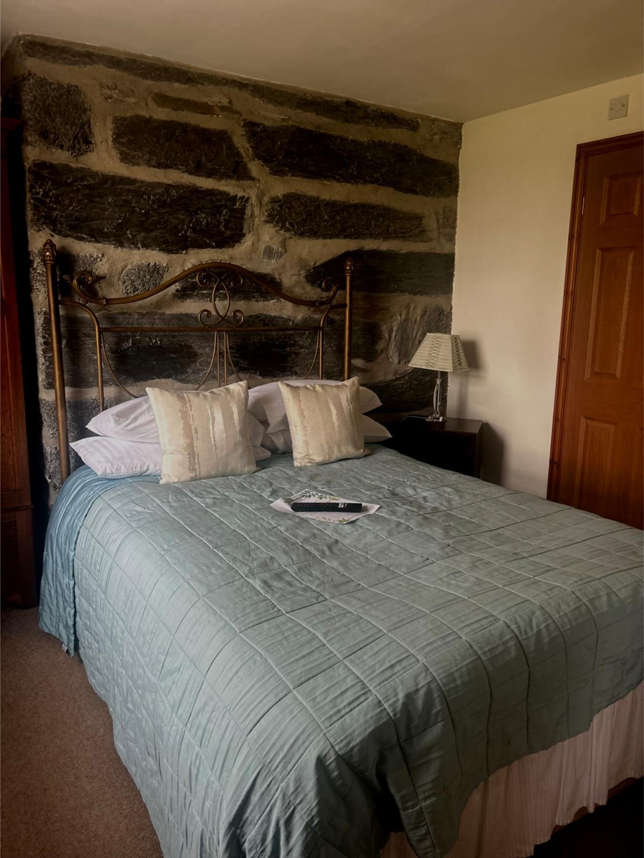 Standard Double Room - Photo 4