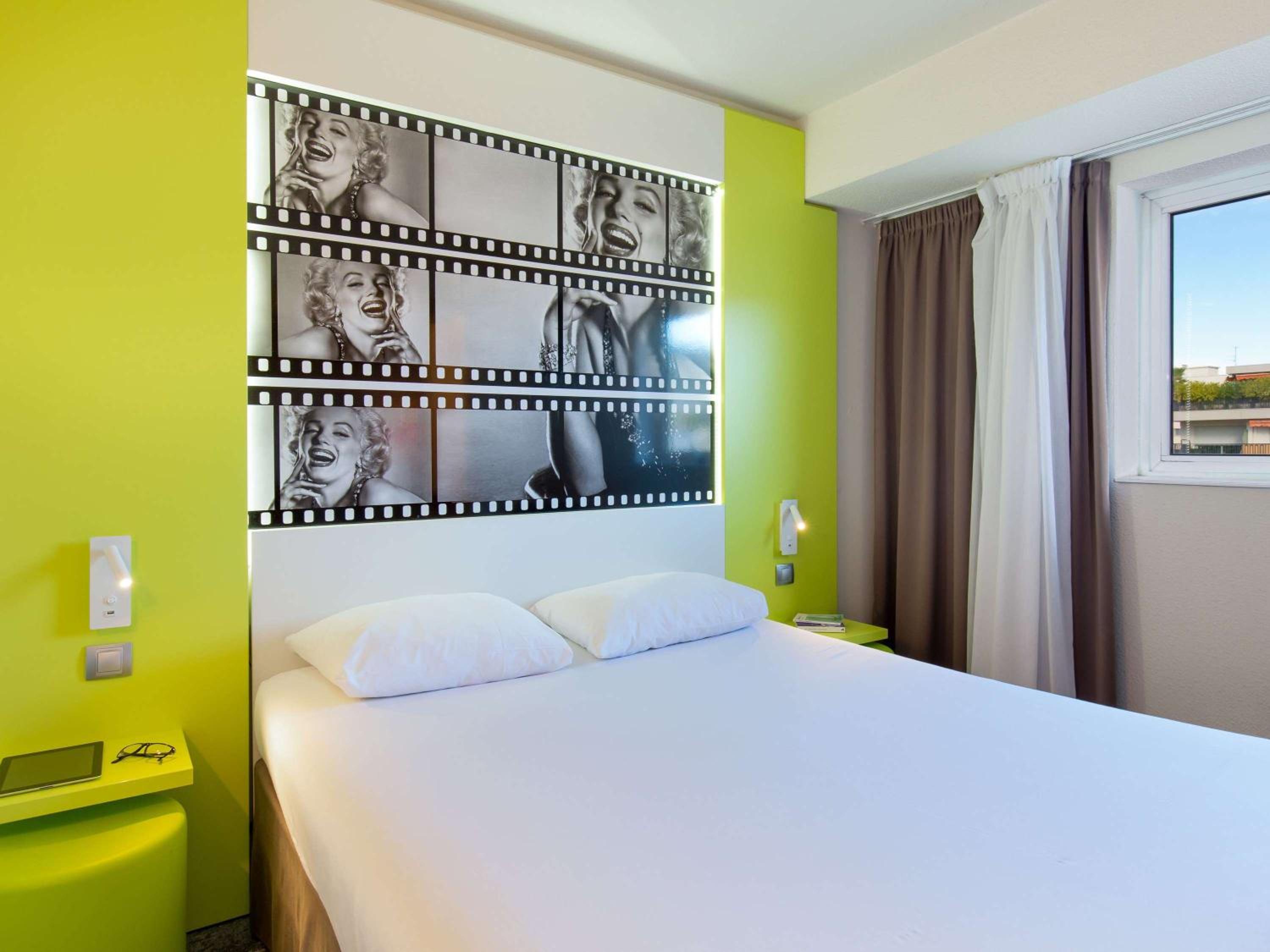 Standard Family Suite with Two Connecting Rooms - Photo 5