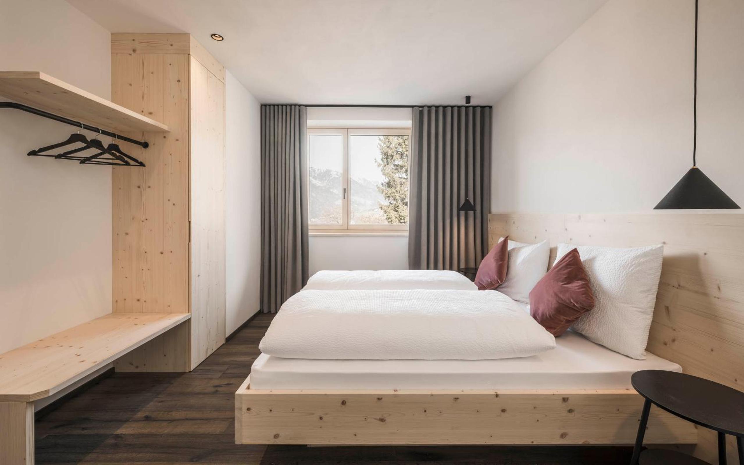 Two-Bedroom Deluxe Apartment with Garden View