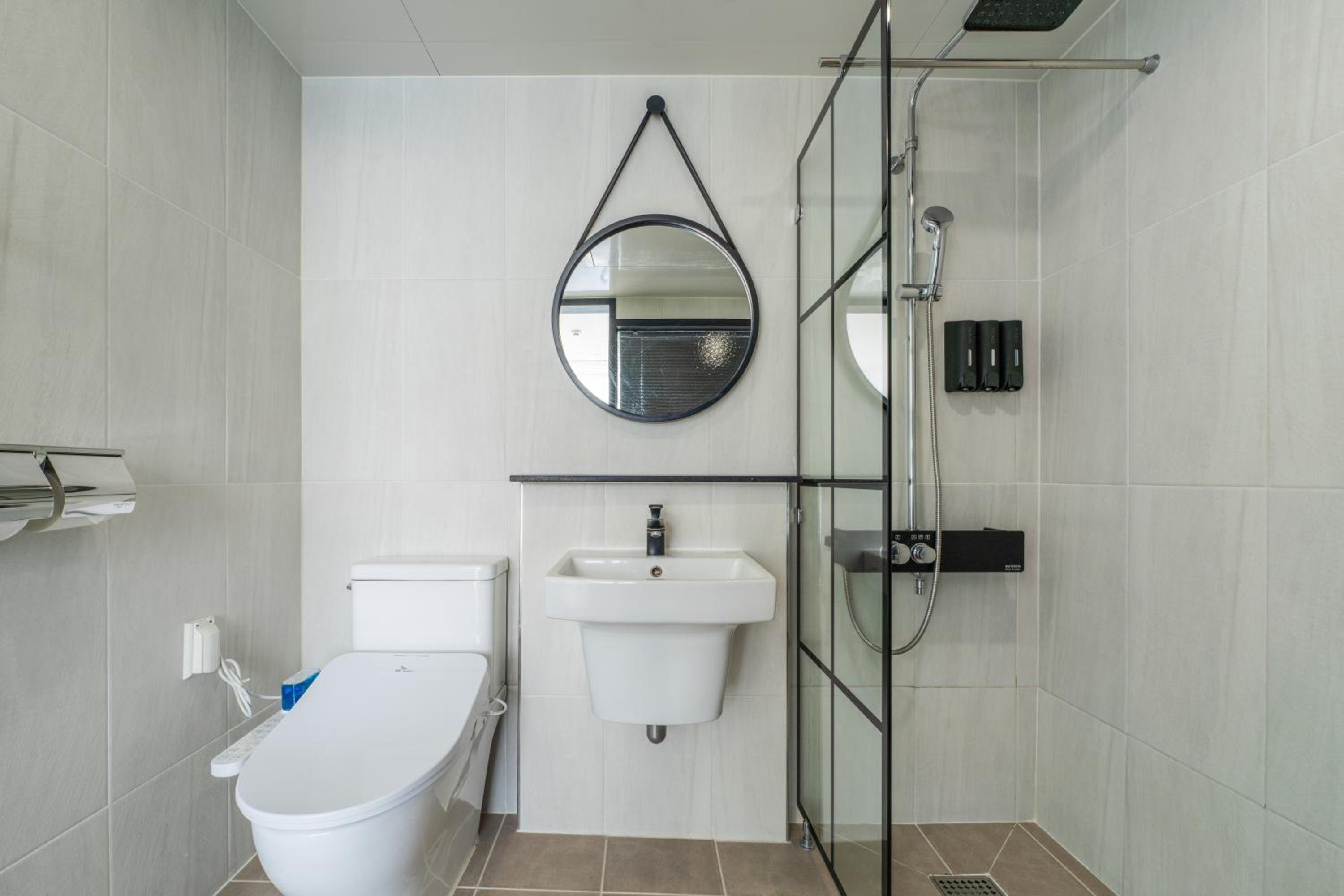 Deluxe Double Room with Sea View - Photo 4