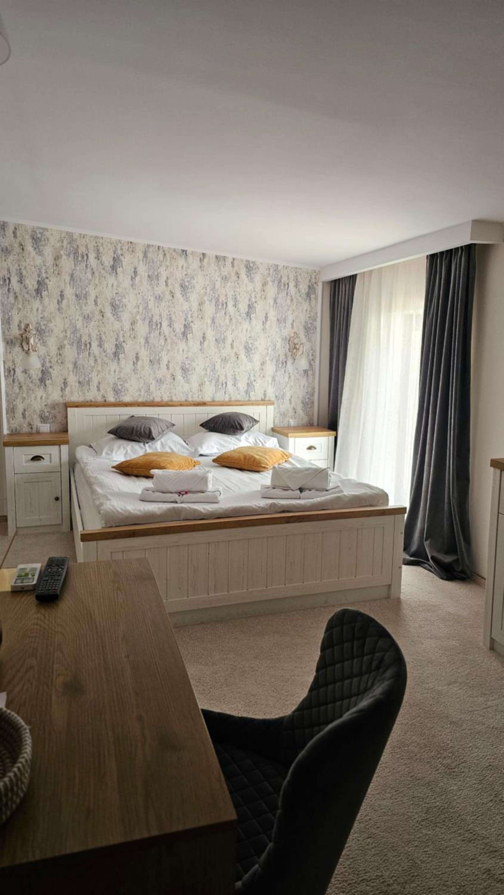 Superior Double Room - Photo 1