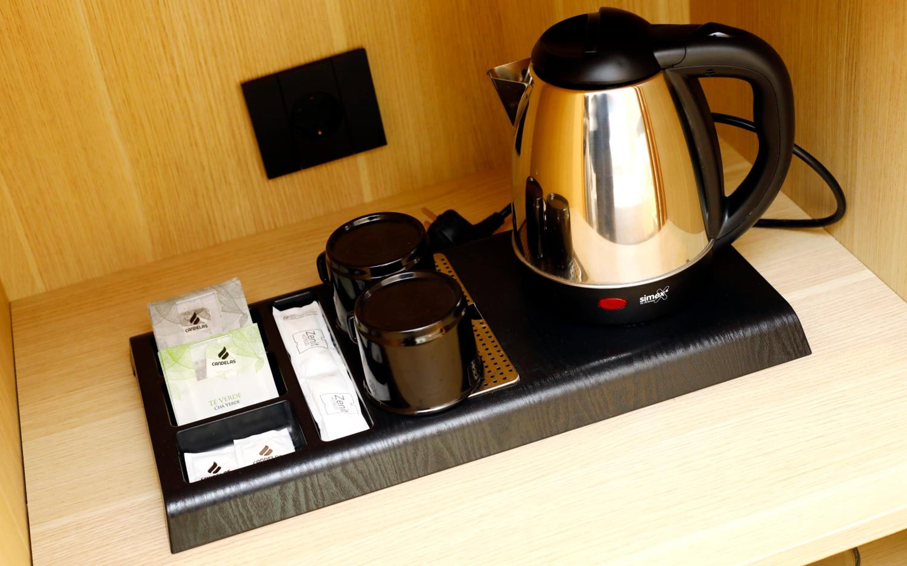 Double or Twin Room - Photo 7