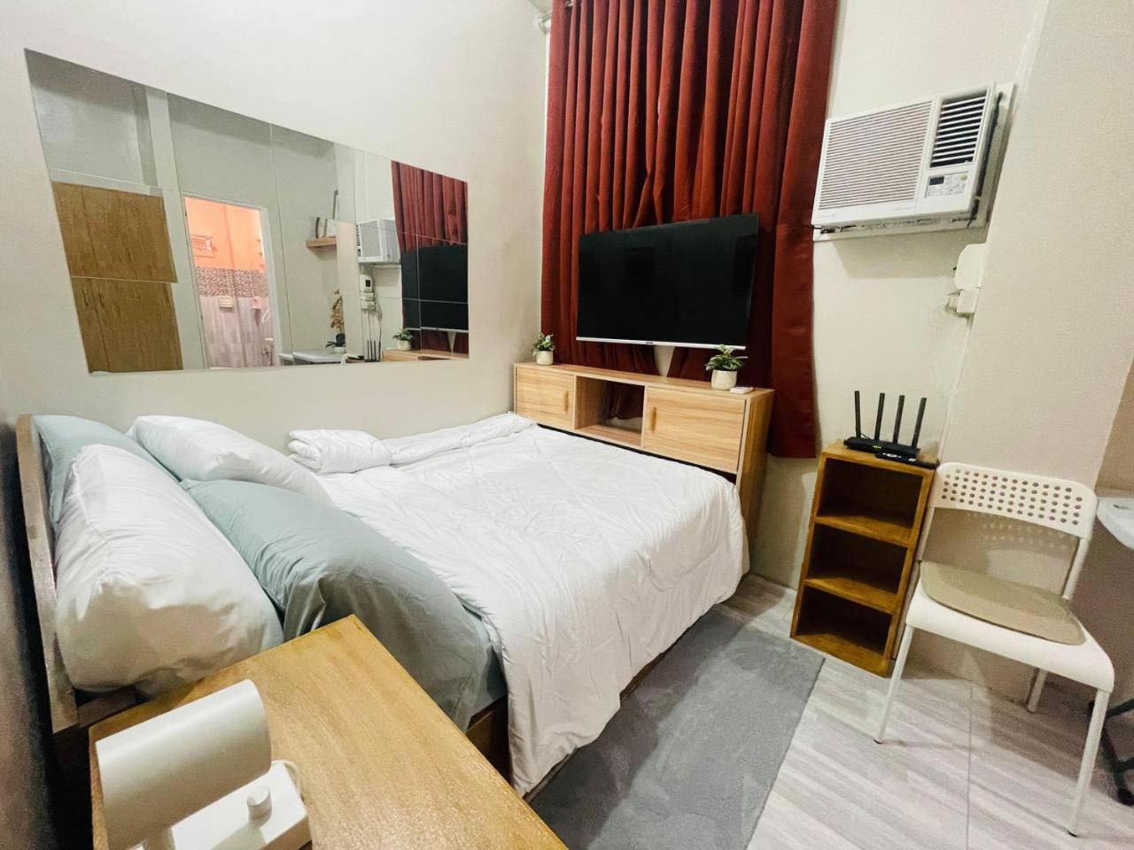 Double Room with Private Bathroom photo 2
