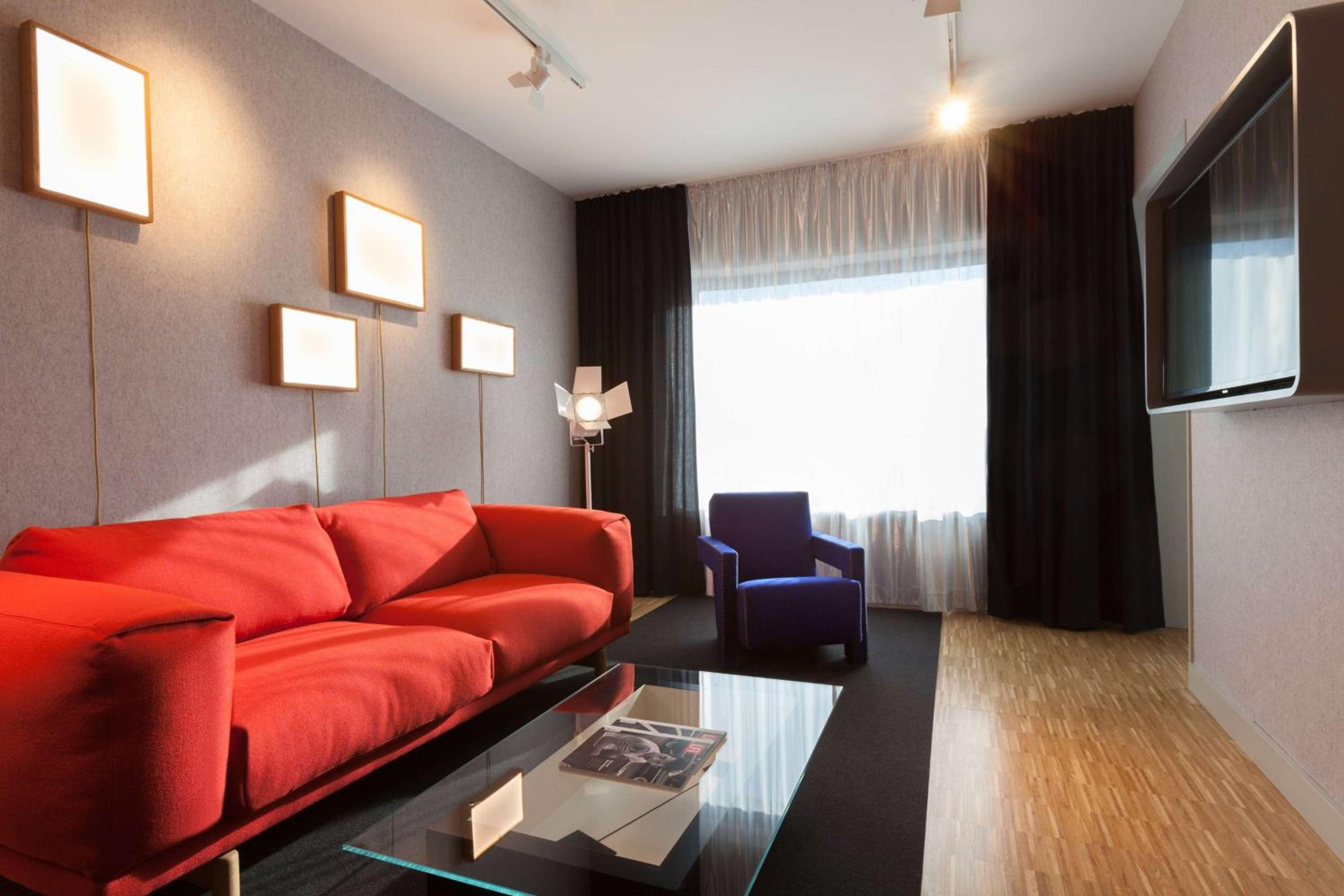 Executive King Suite photo 2