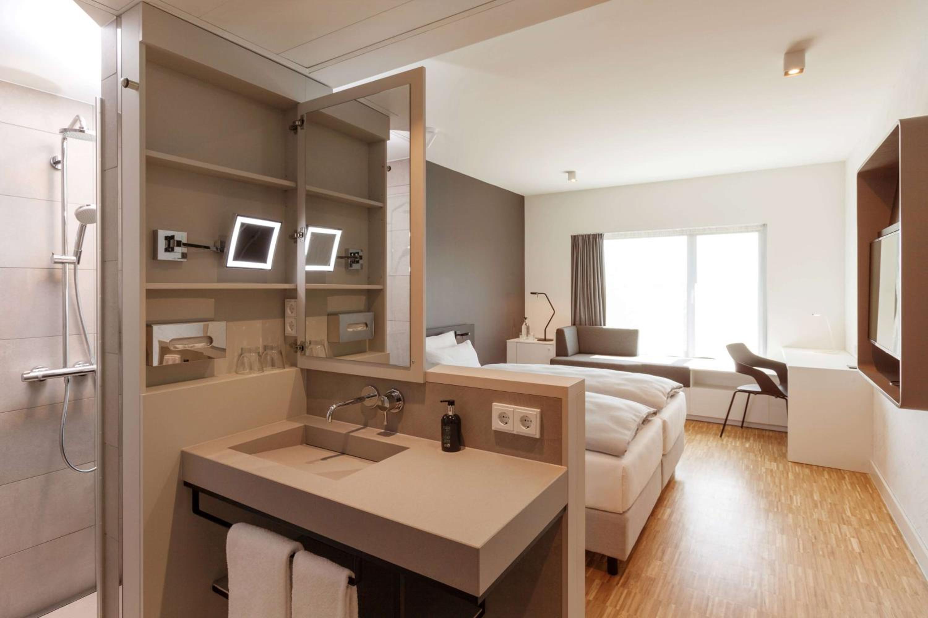 Superior Twin Room photo 2