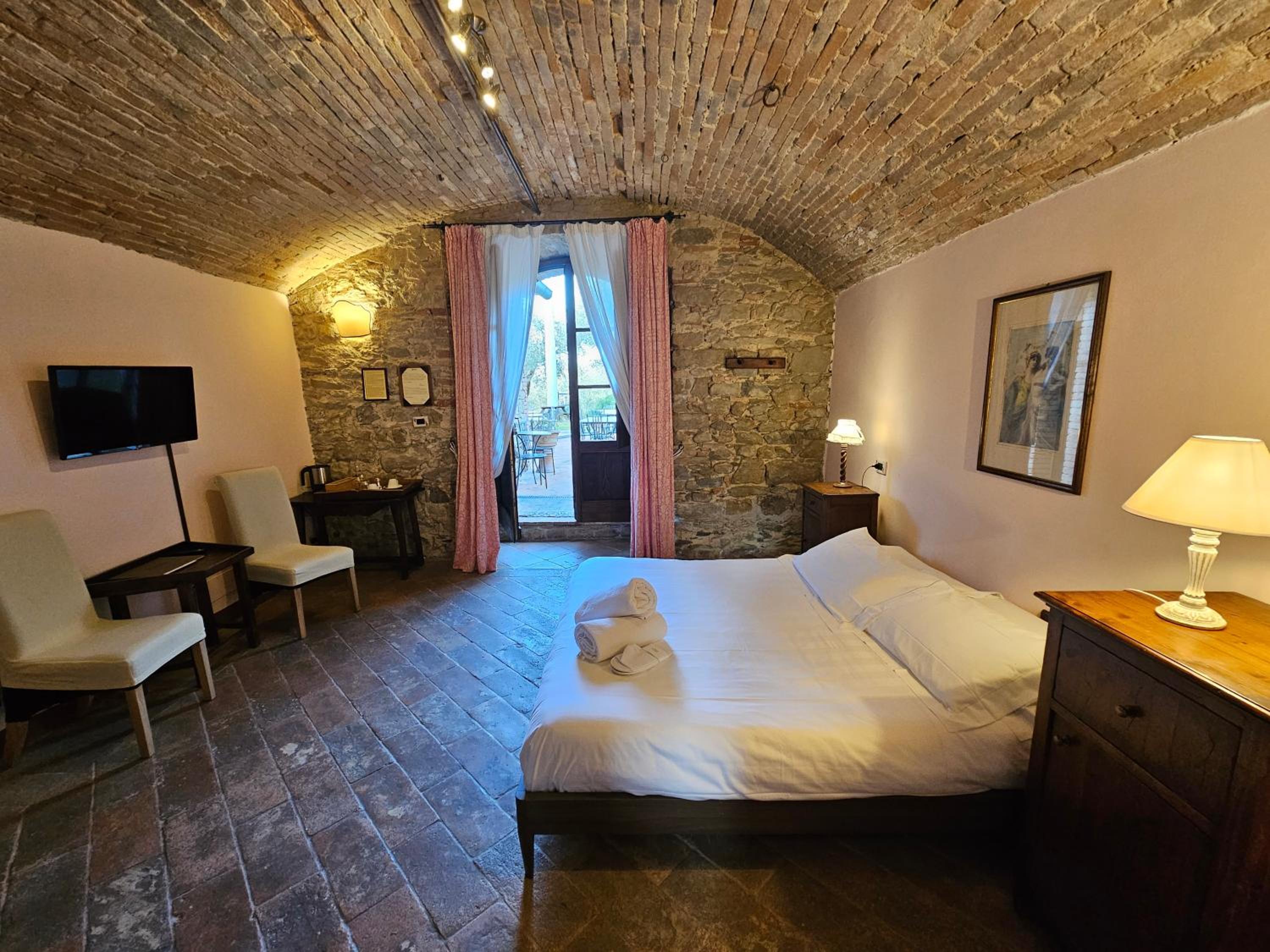 Superior Double Room - Photo 6