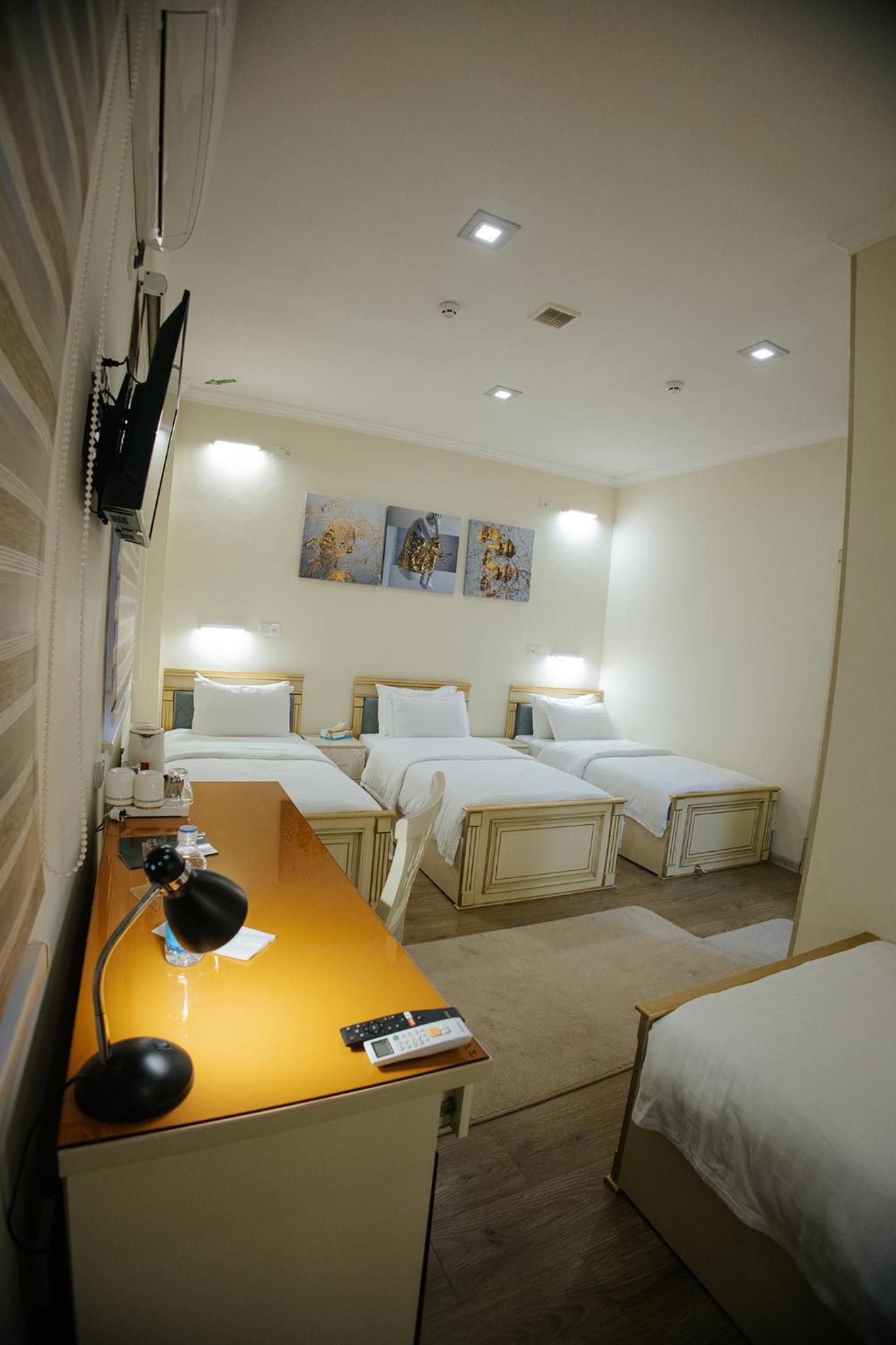 Comfort Quadruple Room