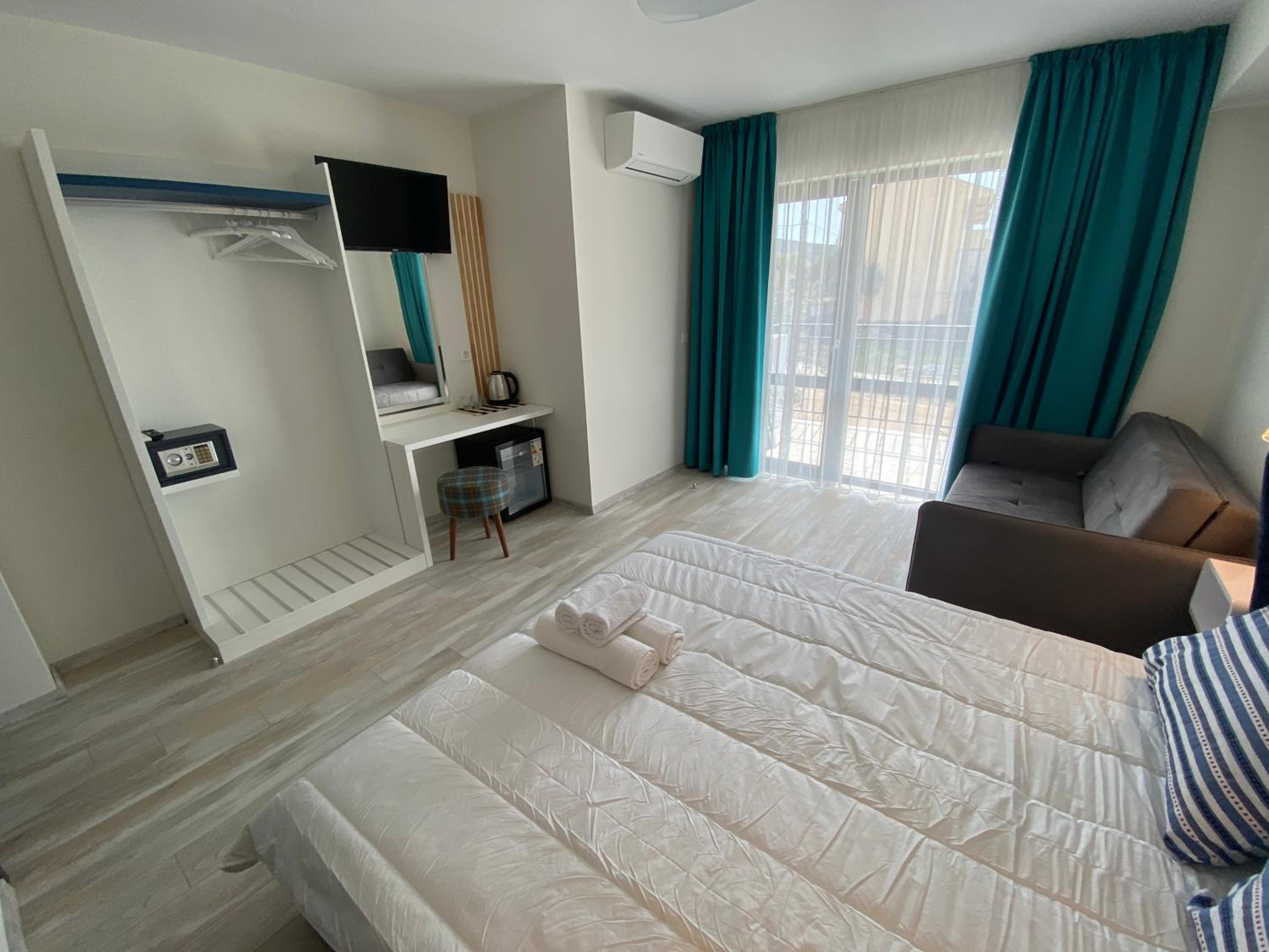 Luxury Quadruple Room