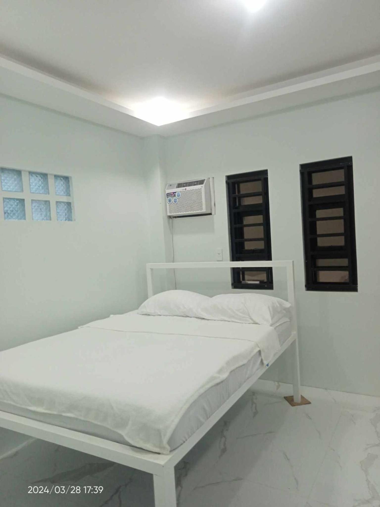 Deluxe Double Room with Balcony and Sea View photo 3