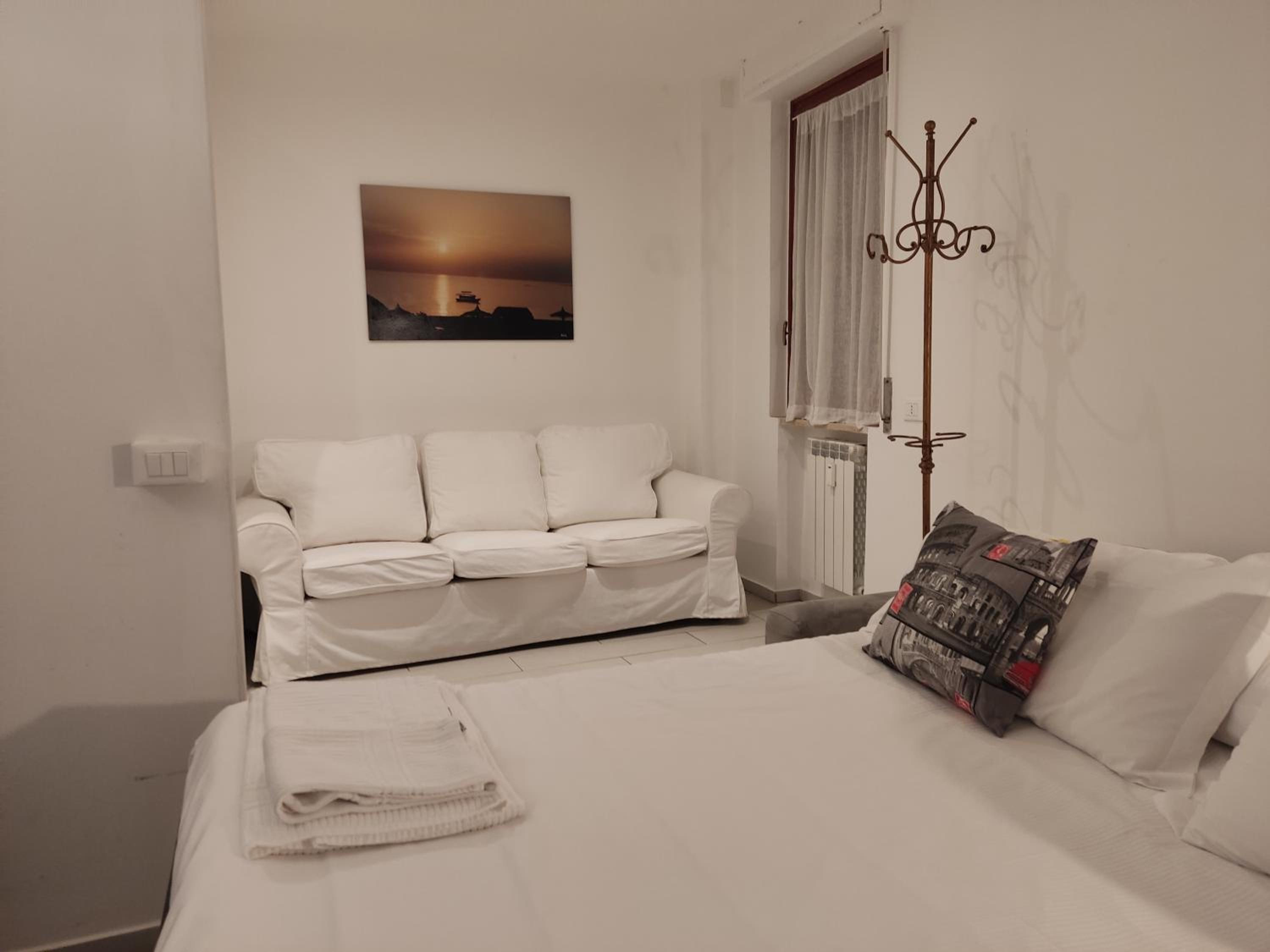 Apartment - Photo 2