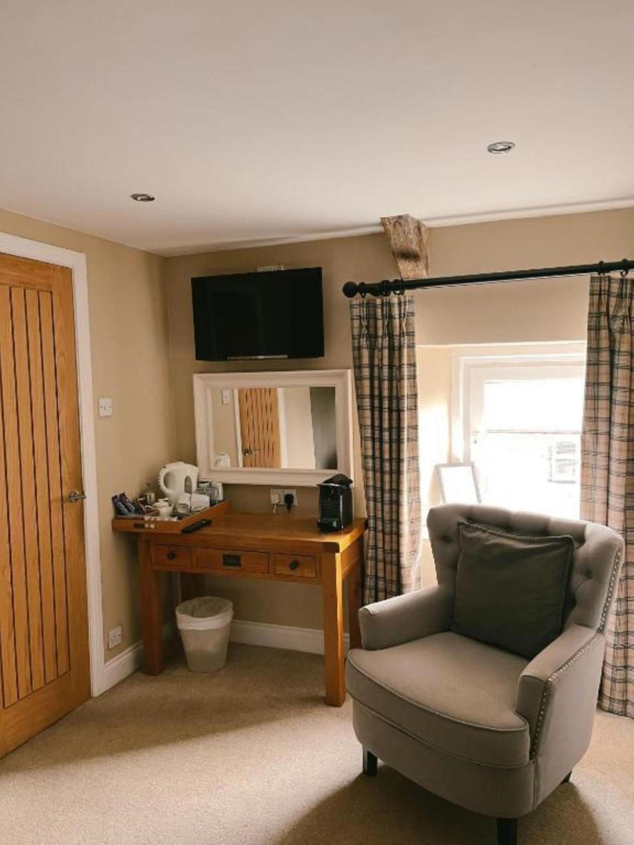 Standard Twin Room photo 2