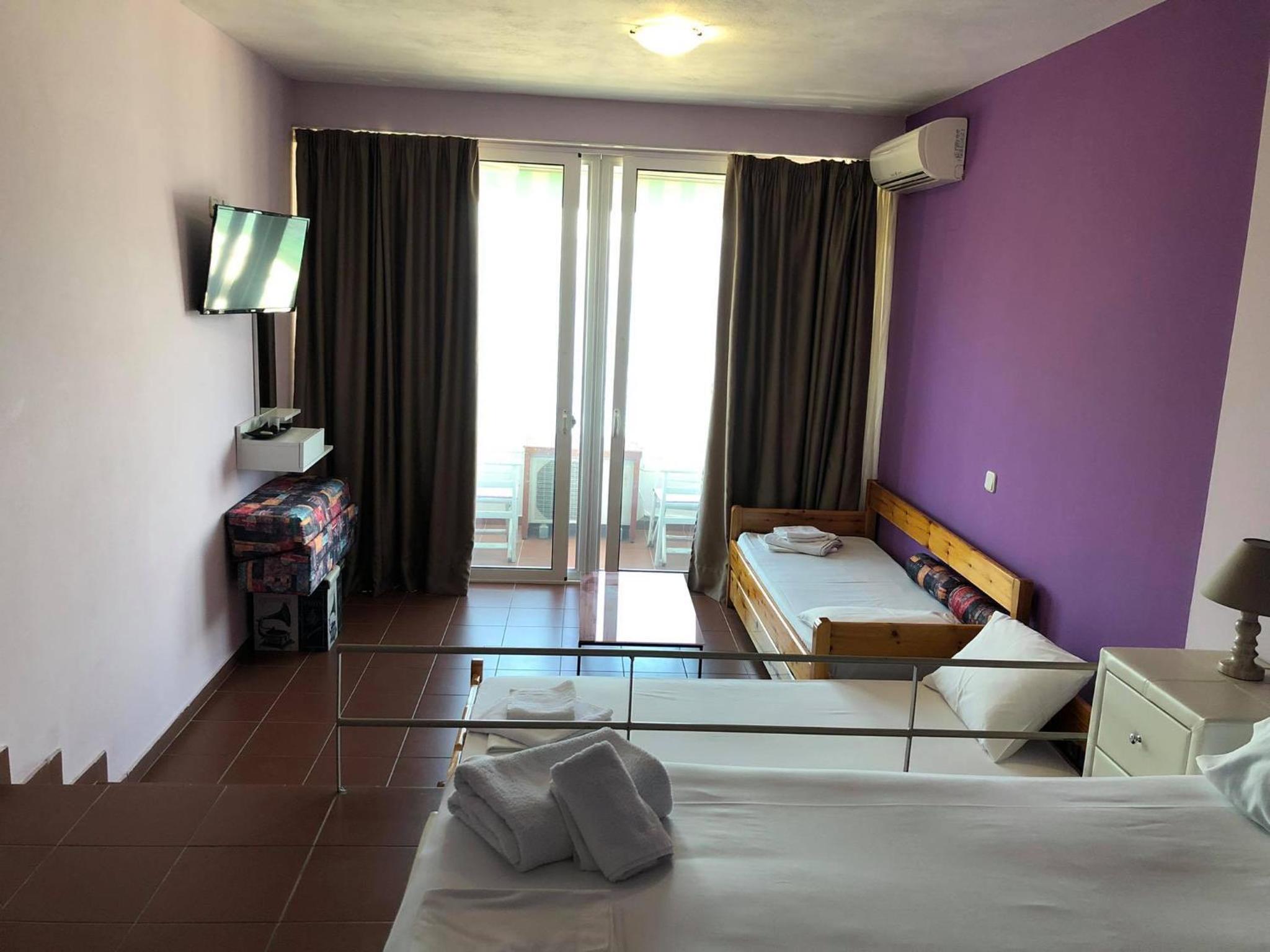 Family Room with Sea View photo 3