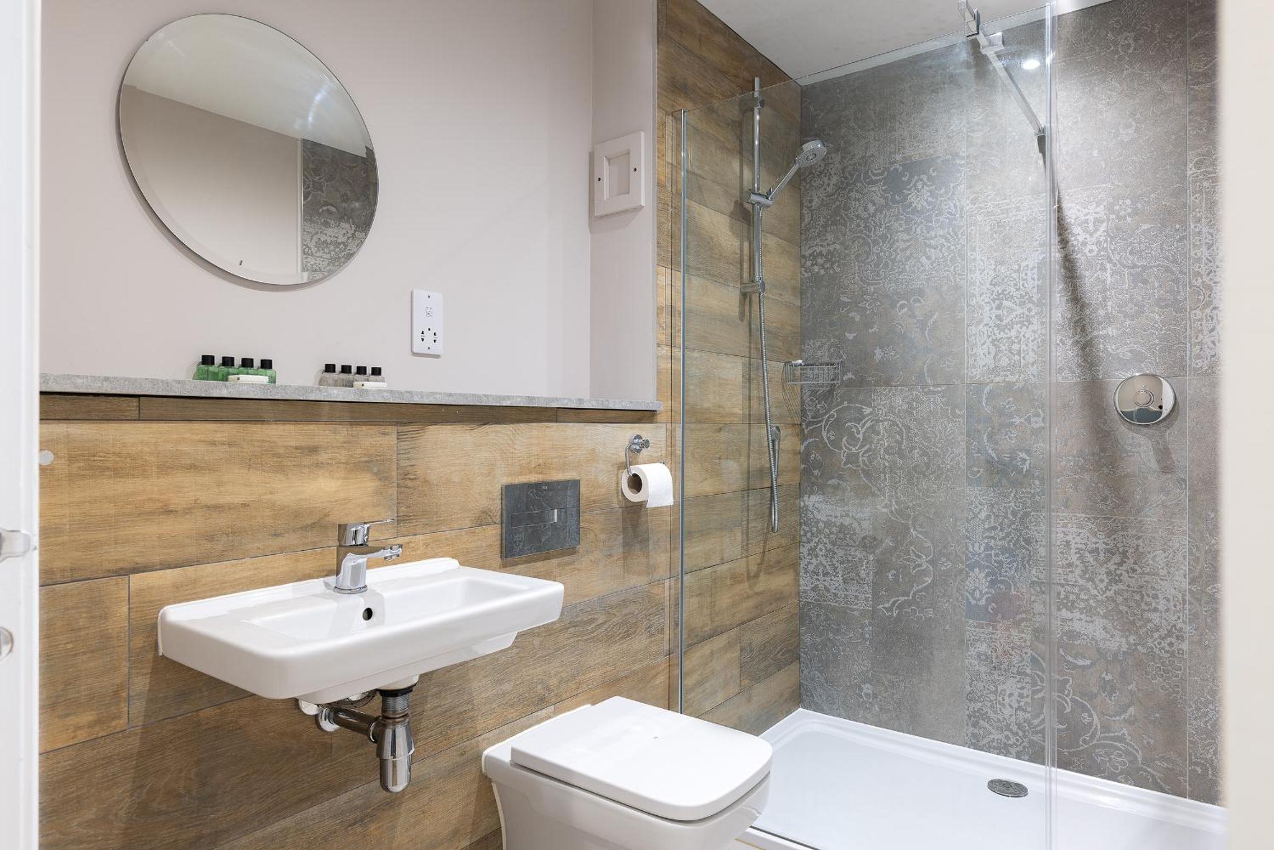 Superior Double Room - Photo 8