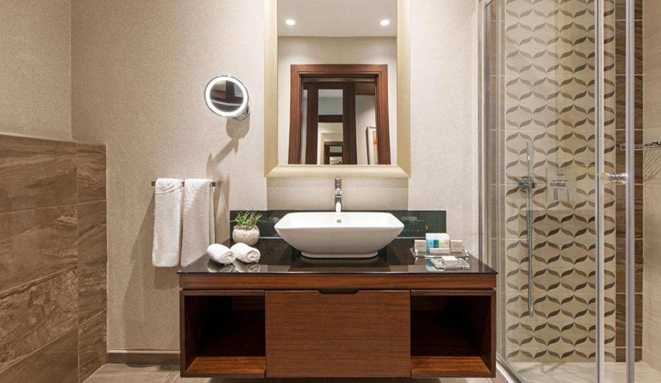 Superior Room with Queen Size Bed photo 2