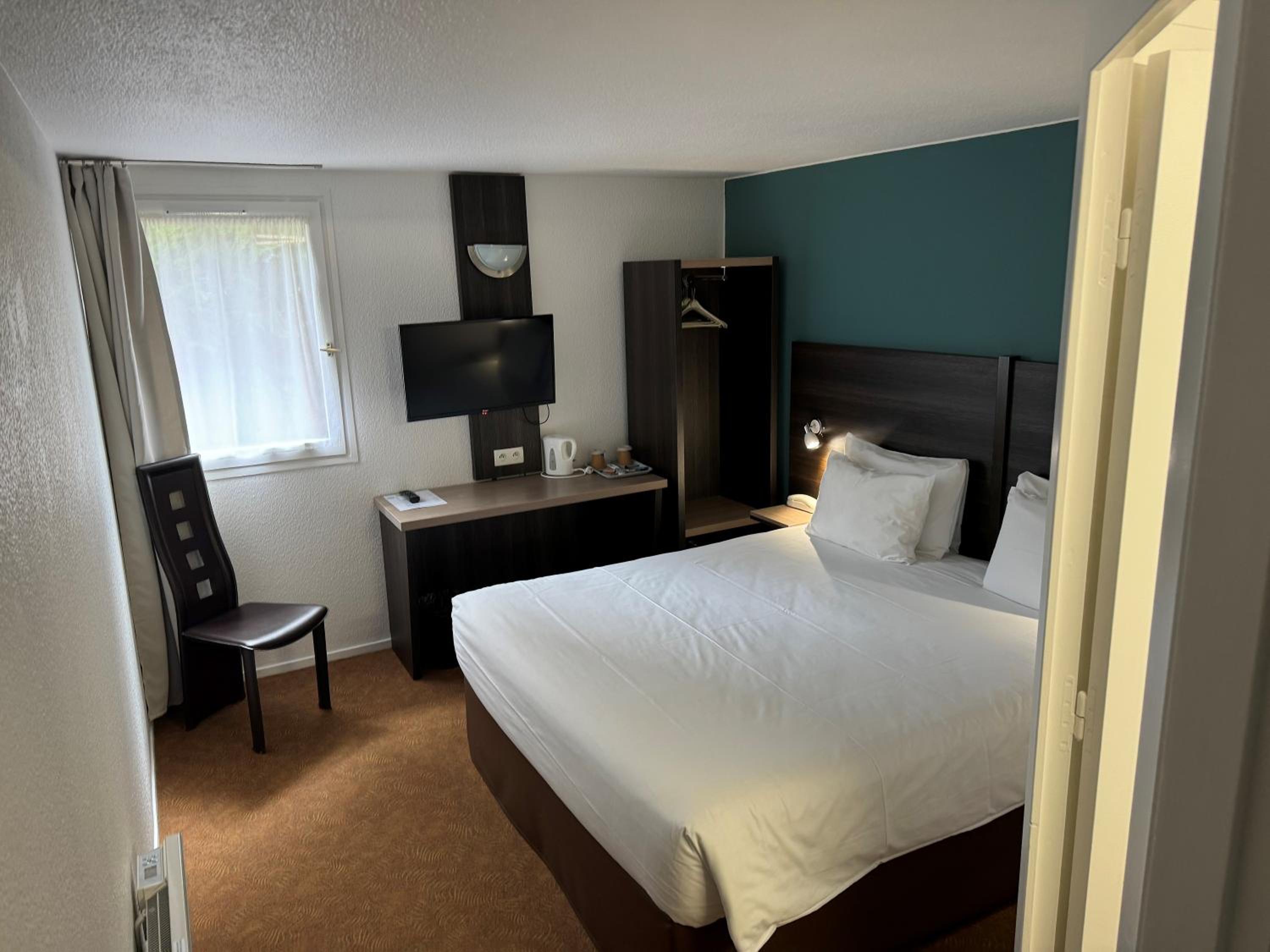 Double Room - Photo 4